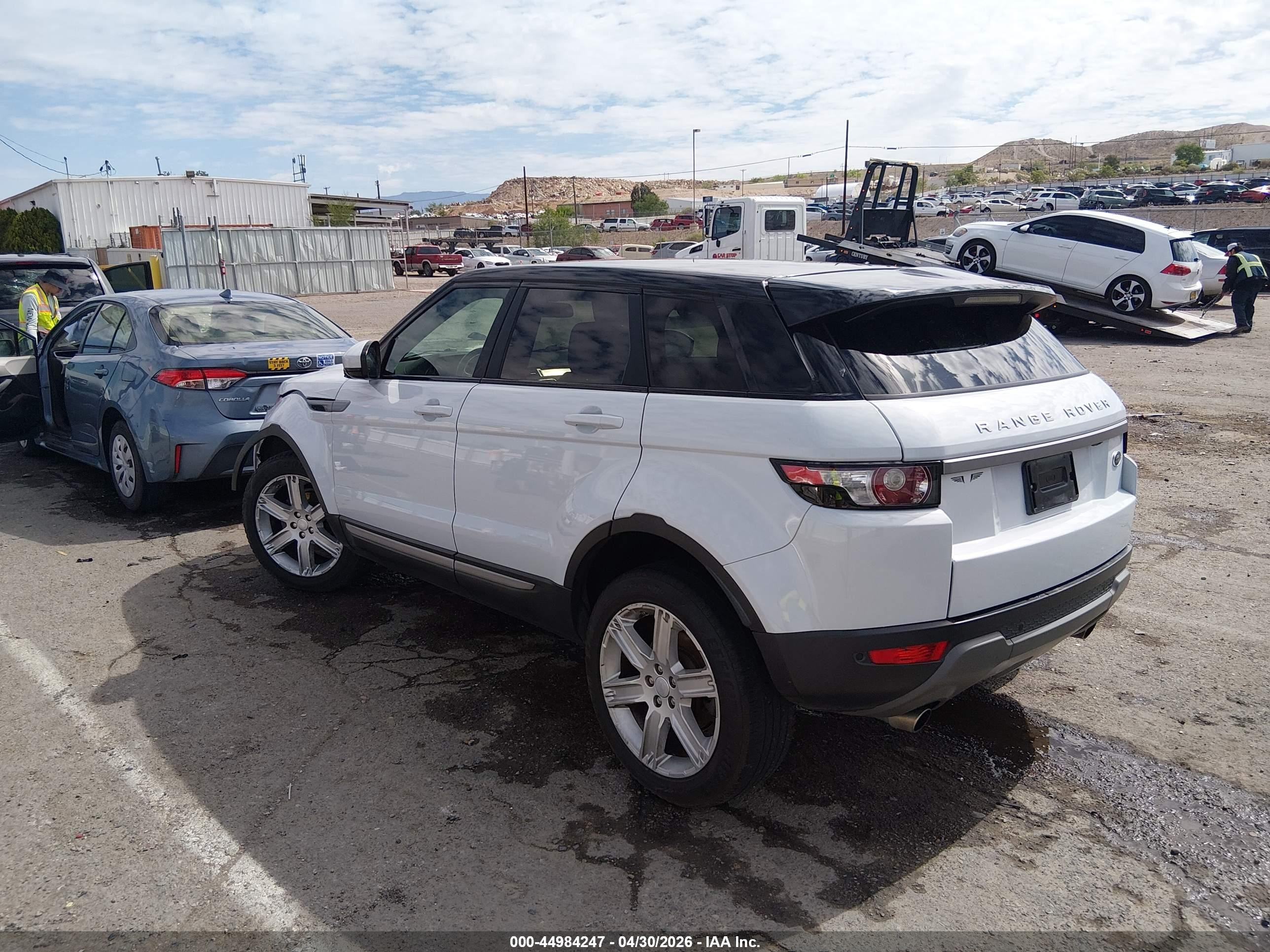 2015 Land Rover Range Rover Evoque Pure White vin: SALVP2BG7FH071397