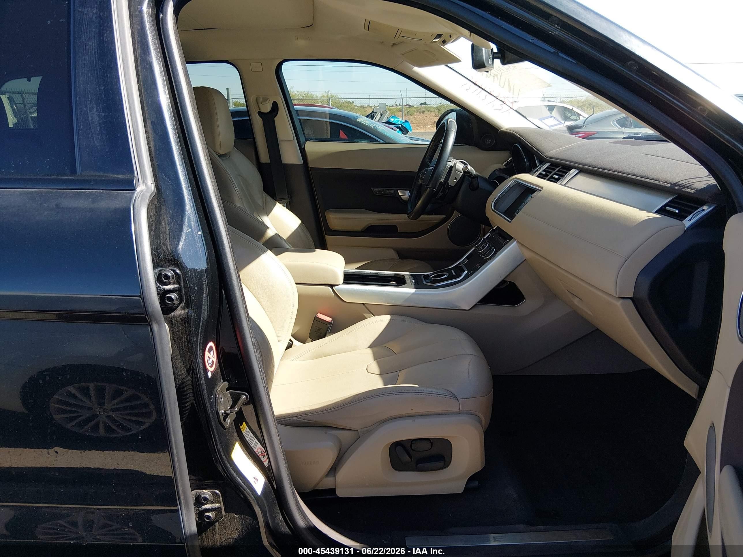 2015 Land Rover Range Rover Evoque Pure Black vin: SALVP2BG7FH075319