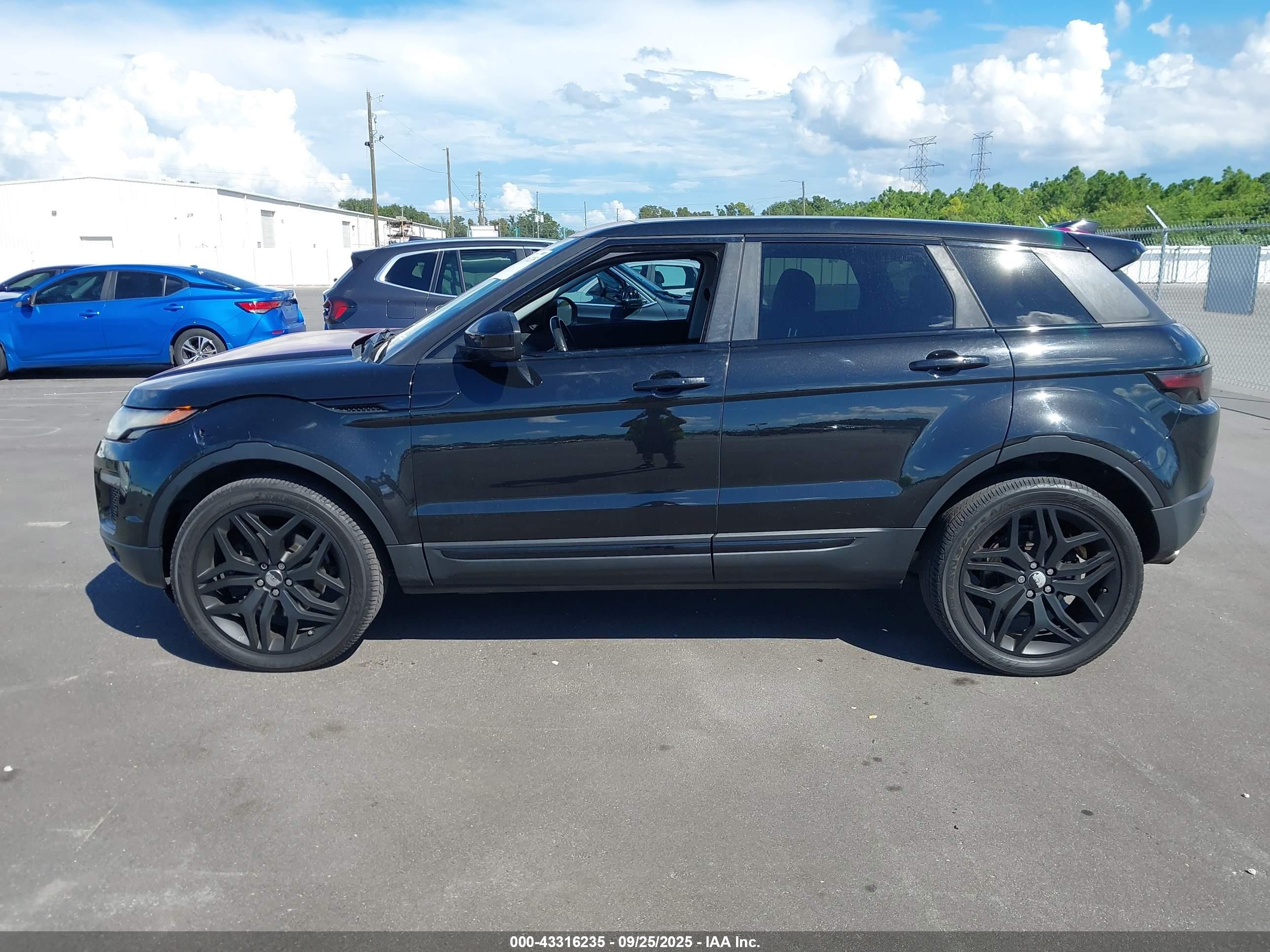 2017 Land Rover Range Rover Evoque Se/se Premium Черный vin: SALVP2BG7HH180851