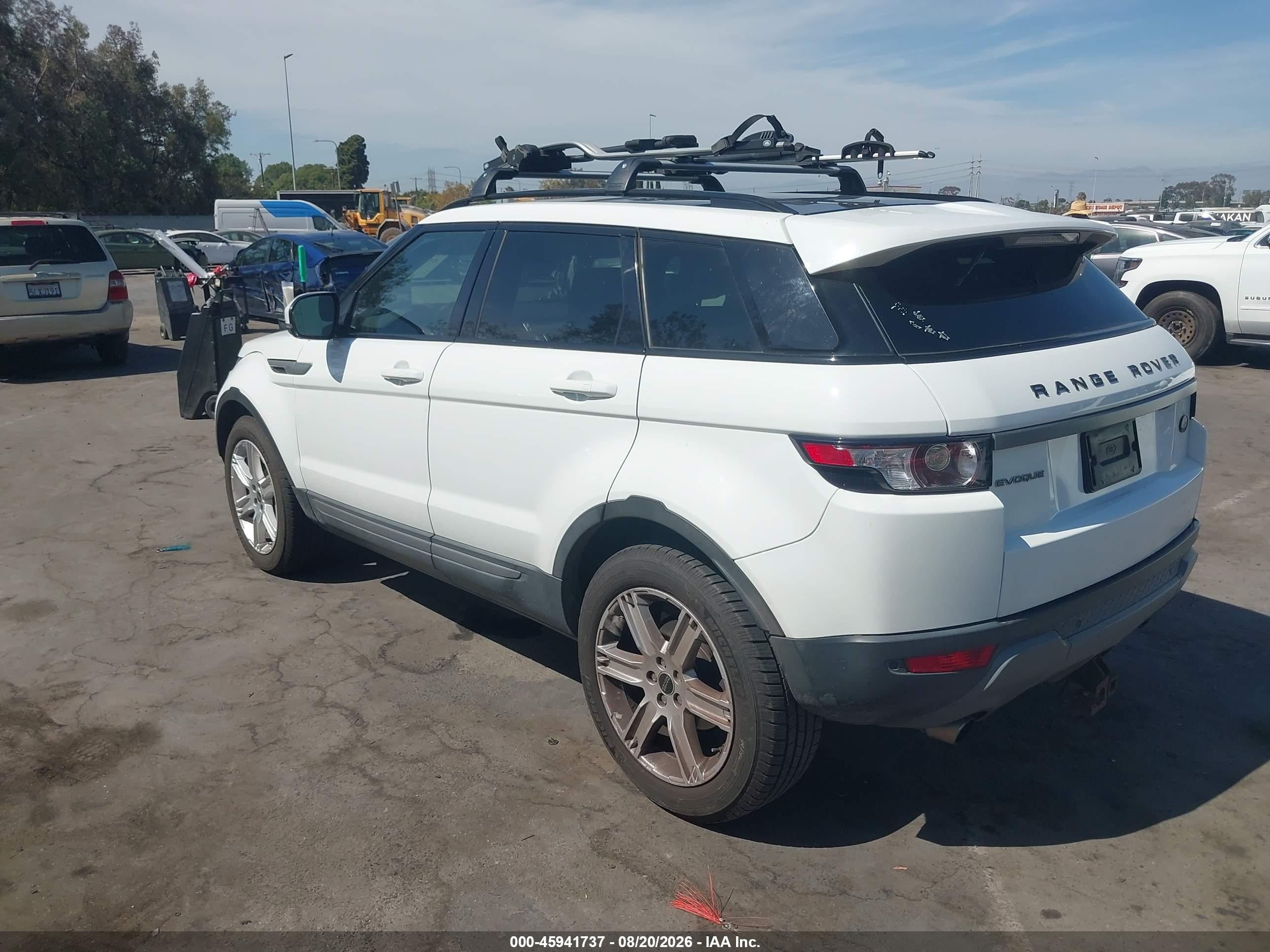 2012 Land Rover Range Rover Evoque Pure Plus White vin: SALVP2BG8CH684625