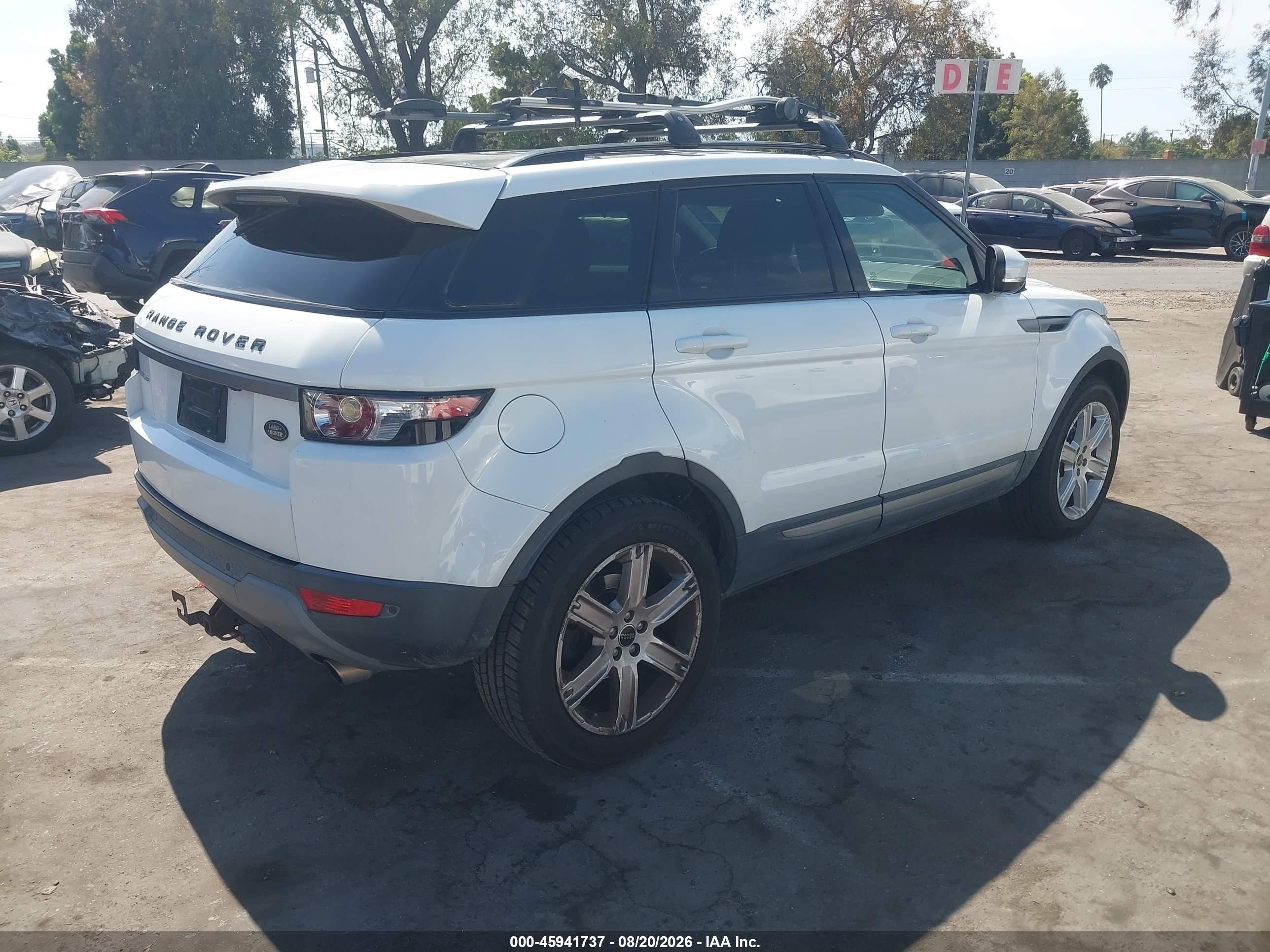 2012 Land Rover Range Rover Evoque Pure Plus White vin: SALVP2BG8CH684625