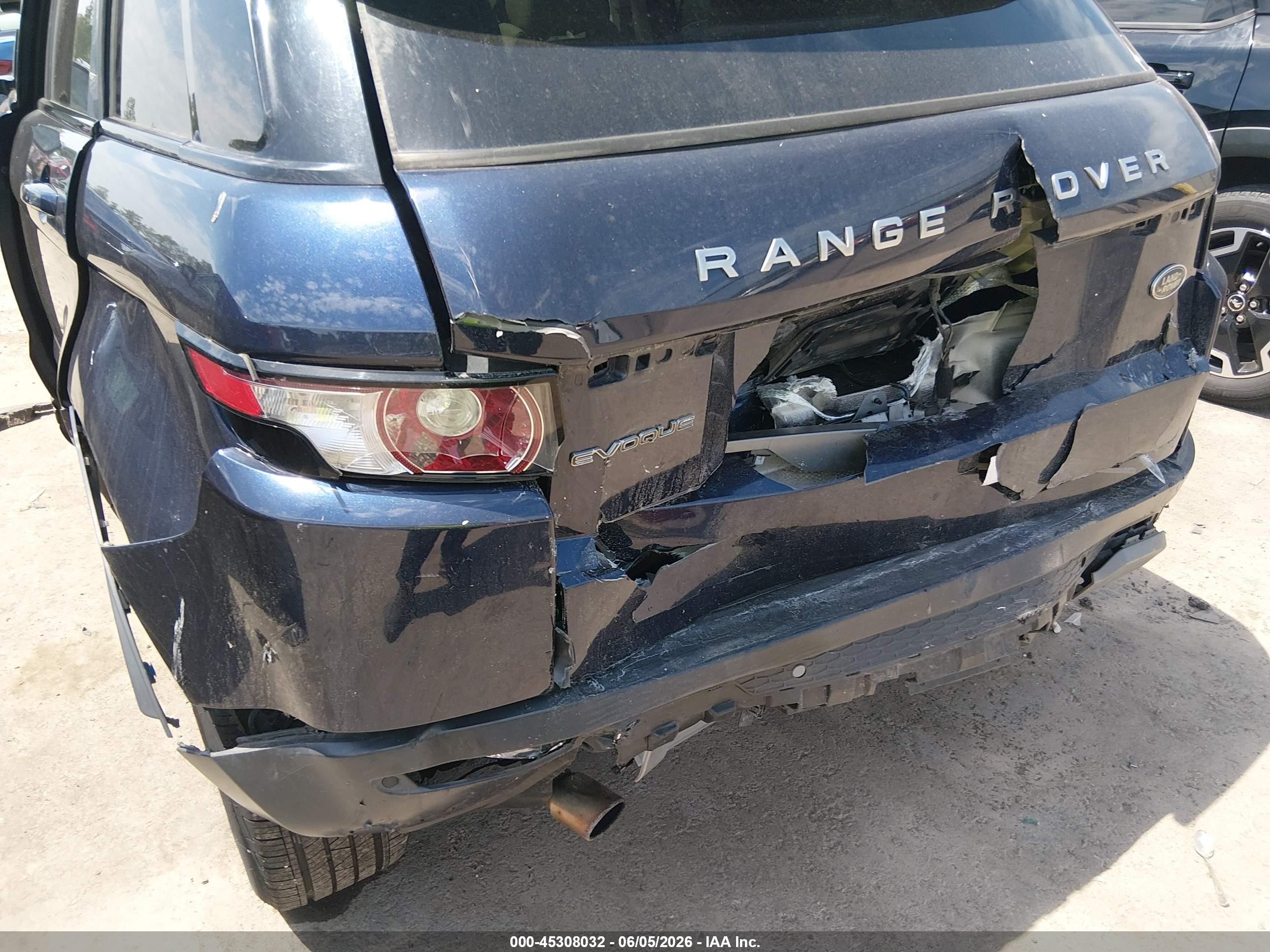 2015 Land Rover Range Rover Evoque Pure Blue vin: SALVP2BG8FH994200