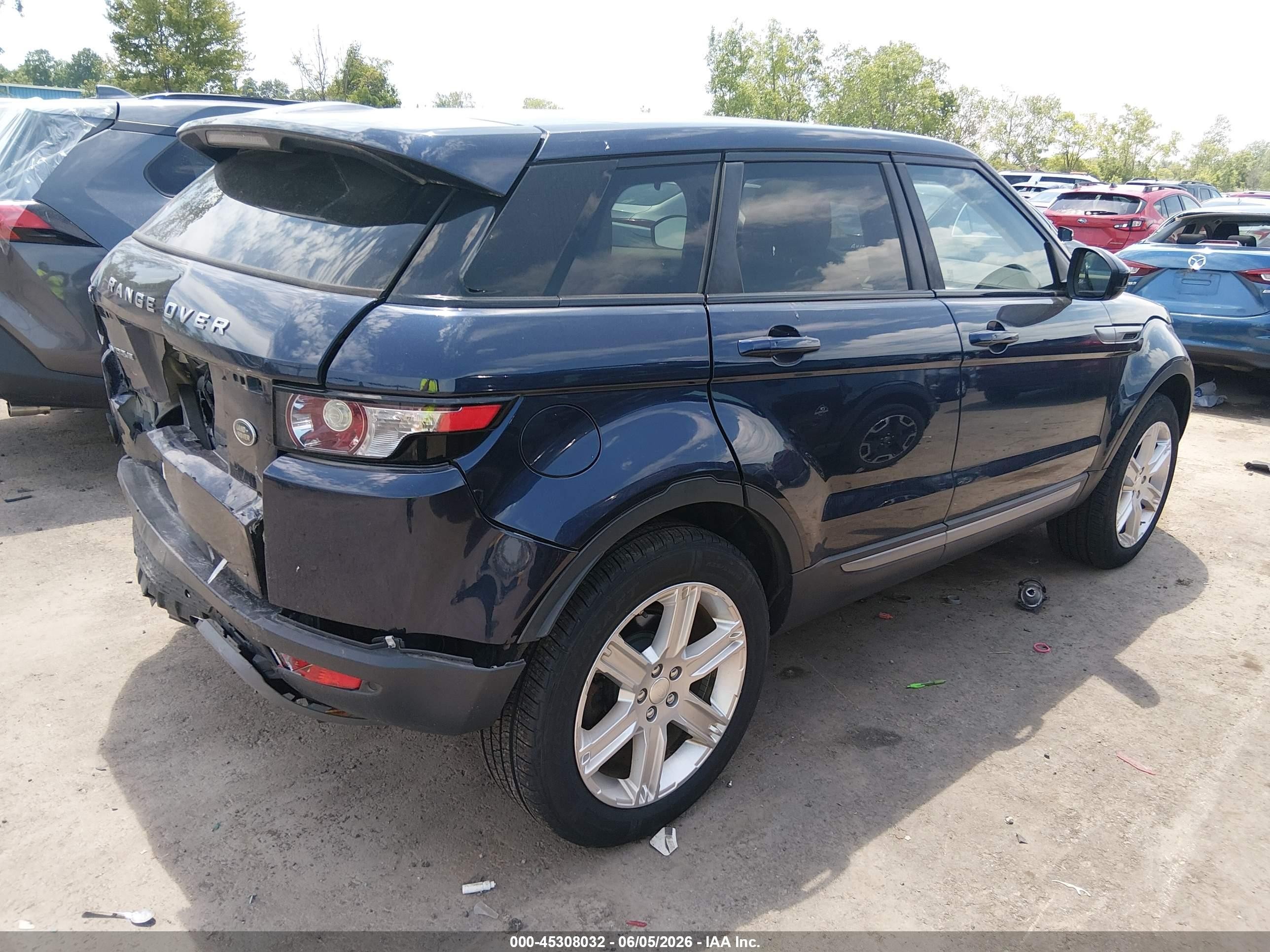 2015 Land Rover Range Rover Evoque Pure Blue vin: SALVP2BG8FH994200