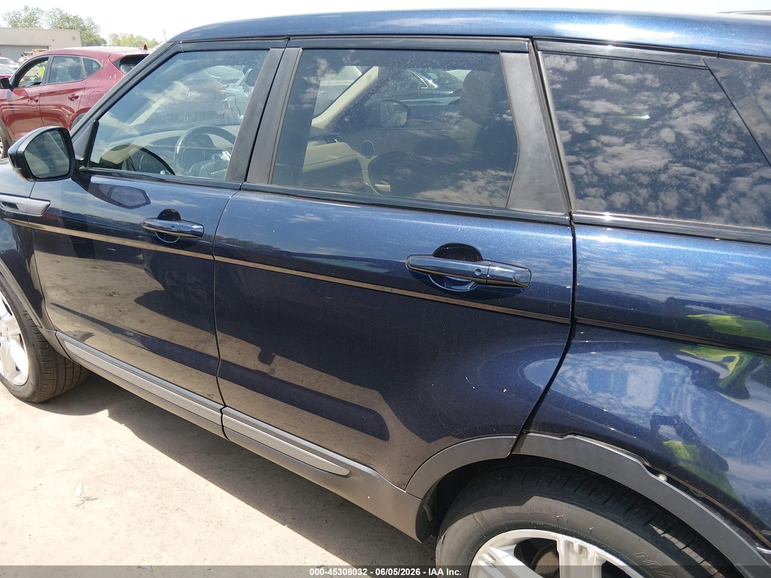 2015 Land Rover Range Rover Evoque Pure Blue vin: SALVP2BG8FH994200