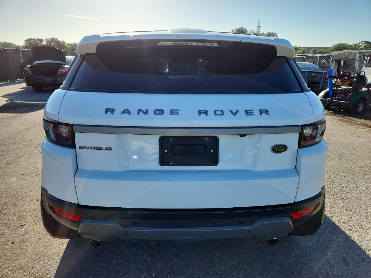 2014 Land Rover Range Rover Evoque Pure Plus White vin: SALVP2BG9EH892077