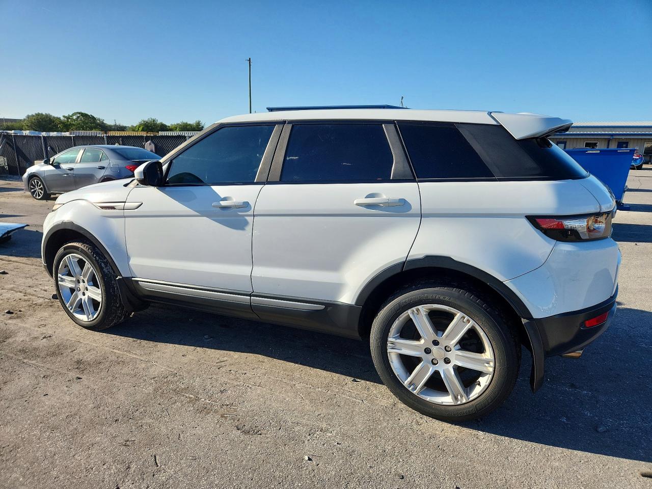 2014 Land Rover Range Rover Evoque Pure Plus White vin: SALVP2BG9EH892077