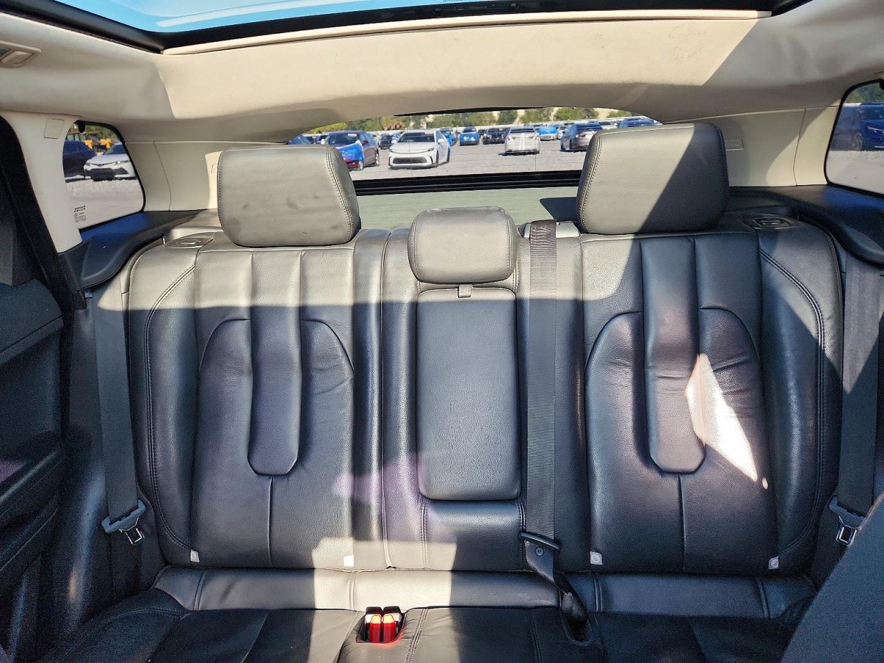 2014 Land Rover Range Rover Evoque Pure Plus White vin: SALVP2BG9EH892077