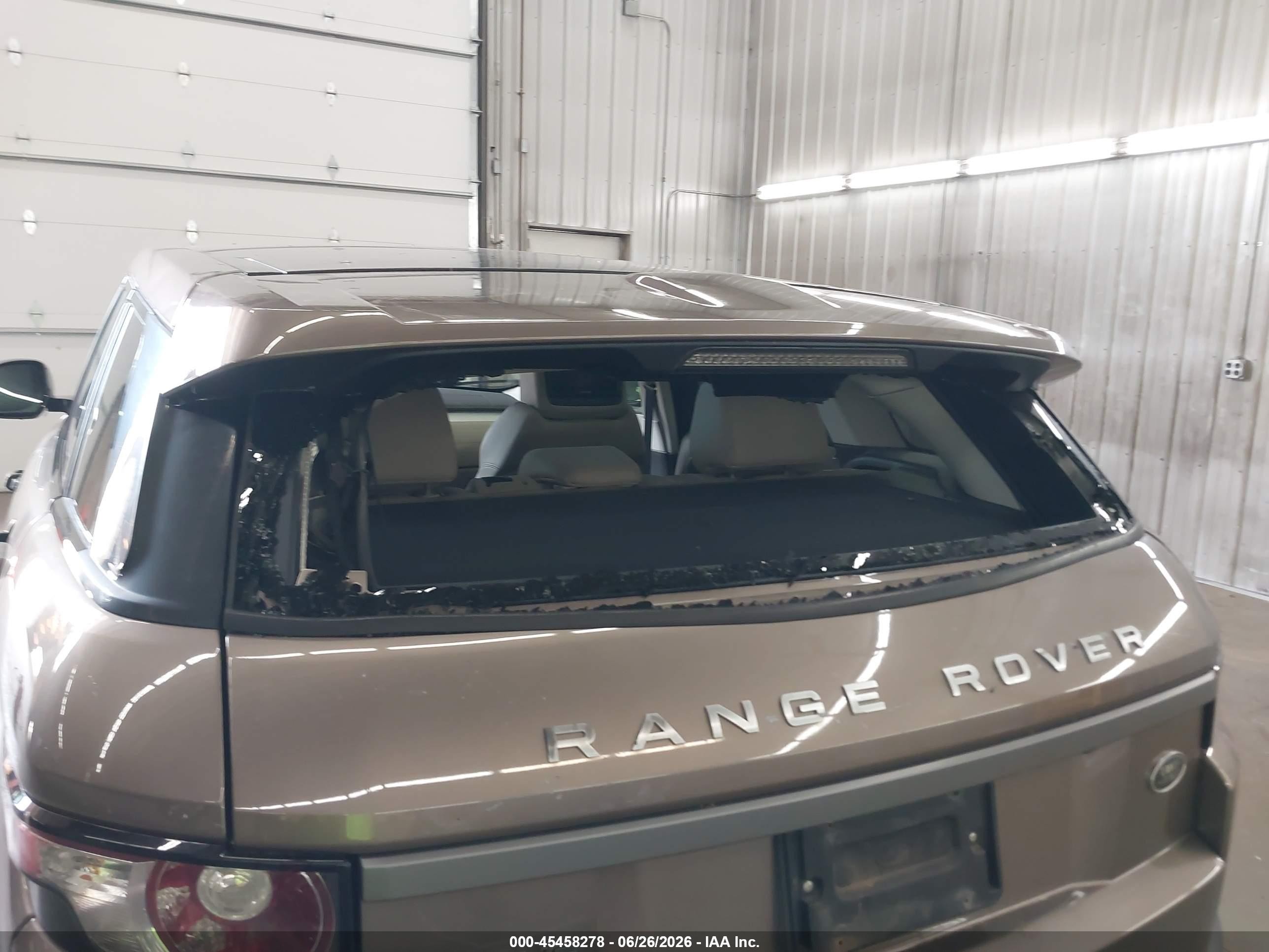 2015 Land Rover Range Rover Evoque Pure Желто-коричневый vin: SALVP2BG9FH024419