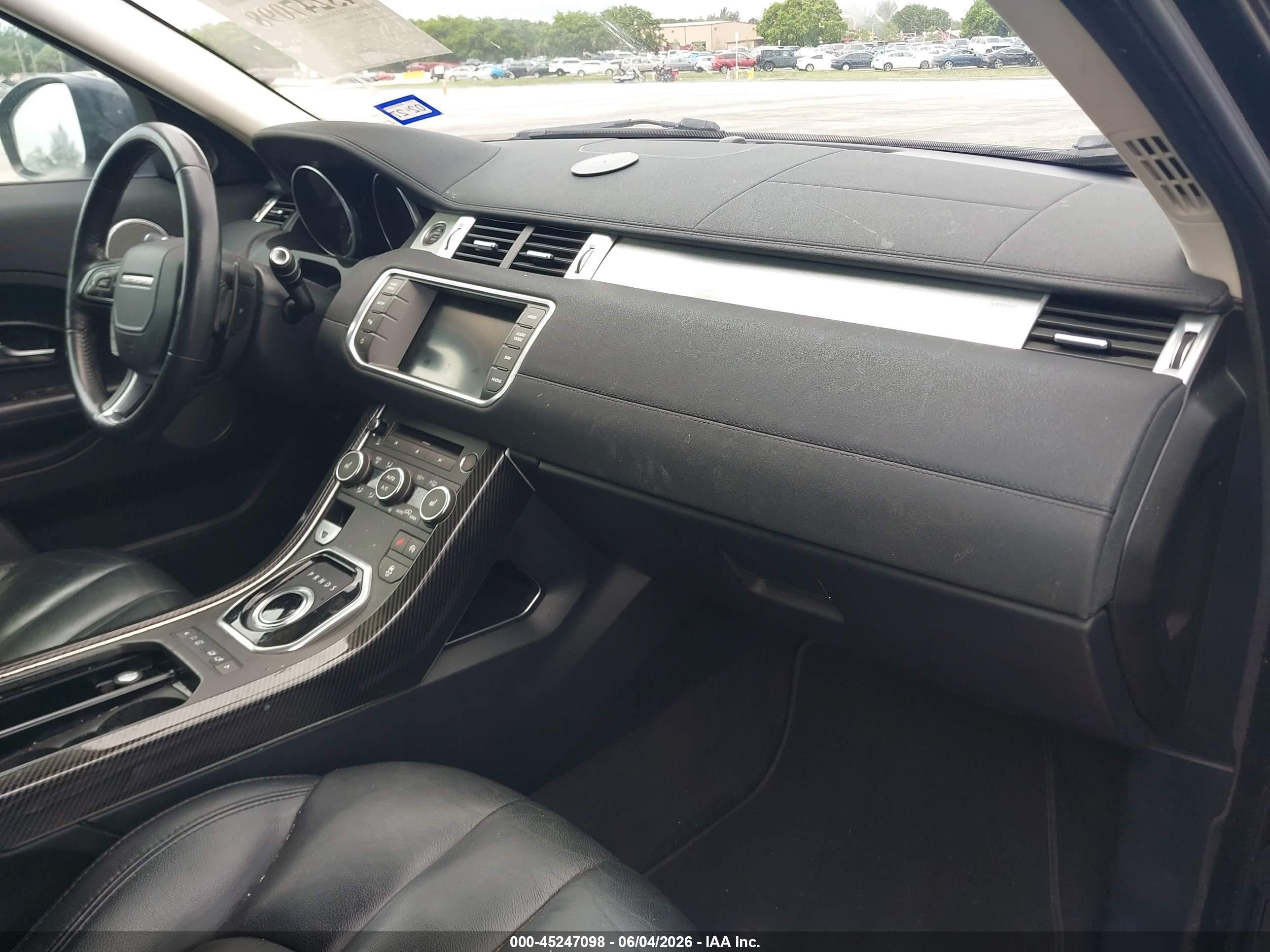 2015 Land Rover Range Rover Evoque Pure Black vin: SALVP2BG9FH991404