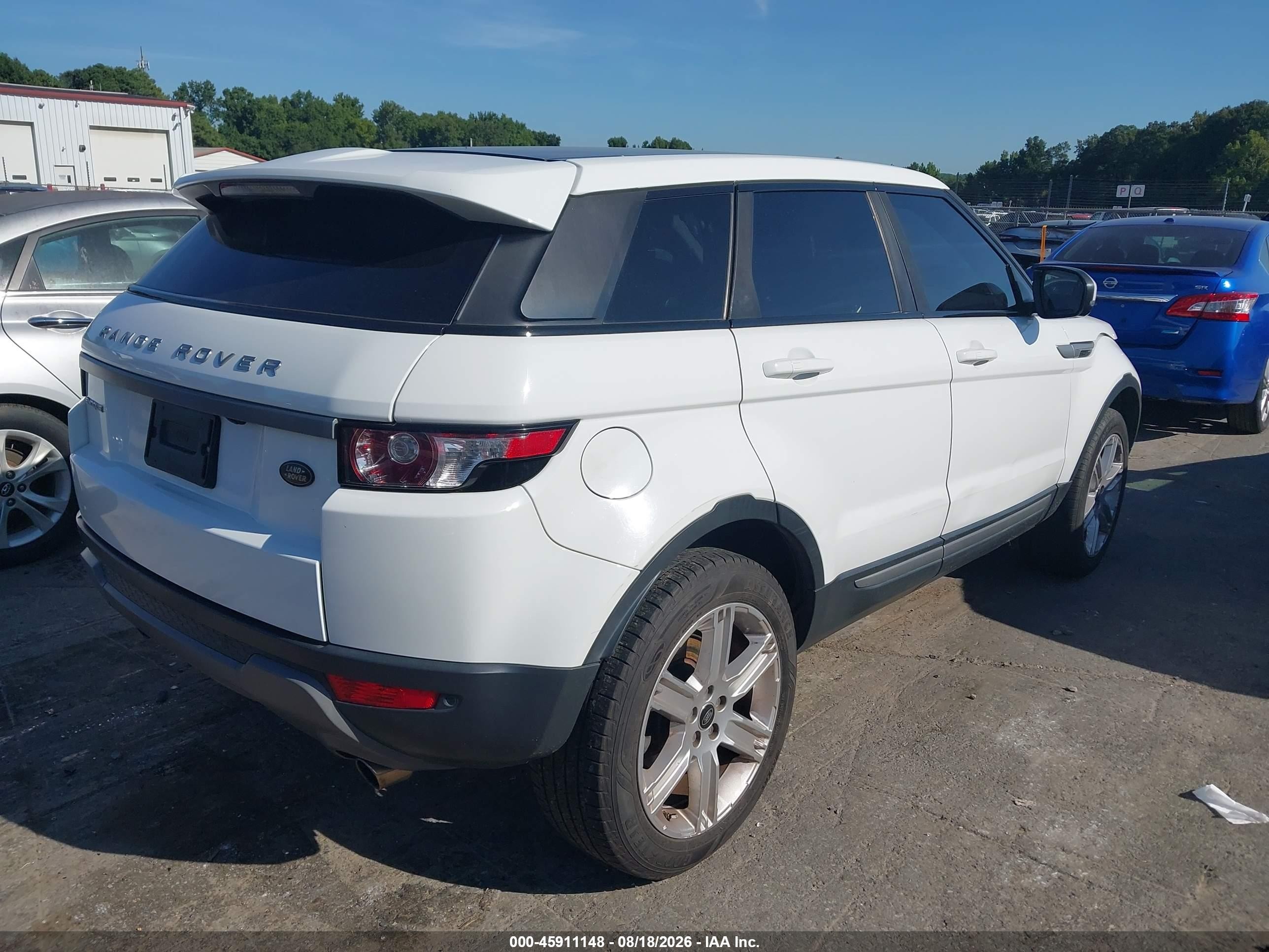 2013 Land Rover Range Rover Evoque Pure White vin: SALVP2BGXDH856185