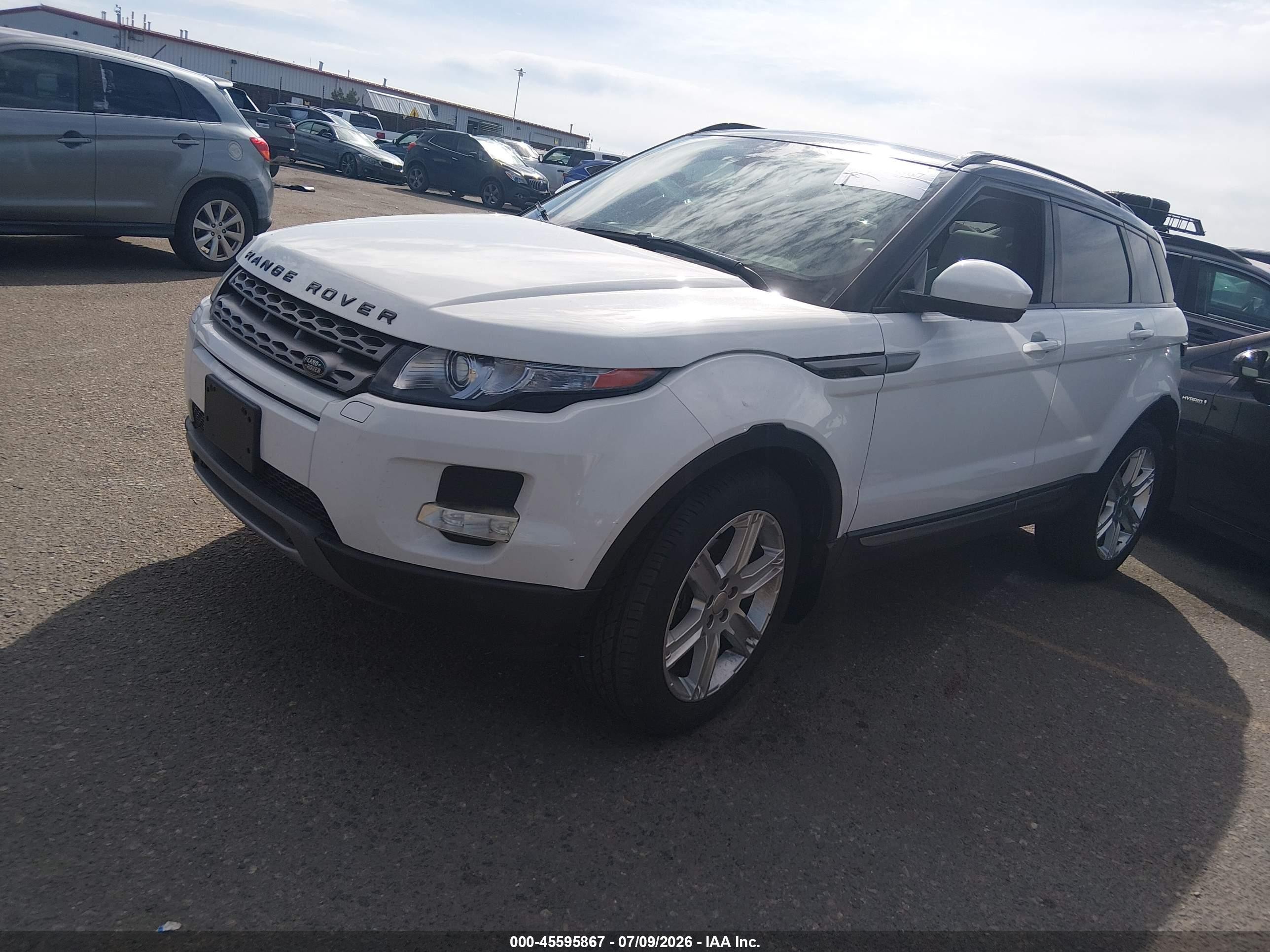 2014 Land Rover Range Rover Evoque Pure White vin: SALVP2BGXEH876213
