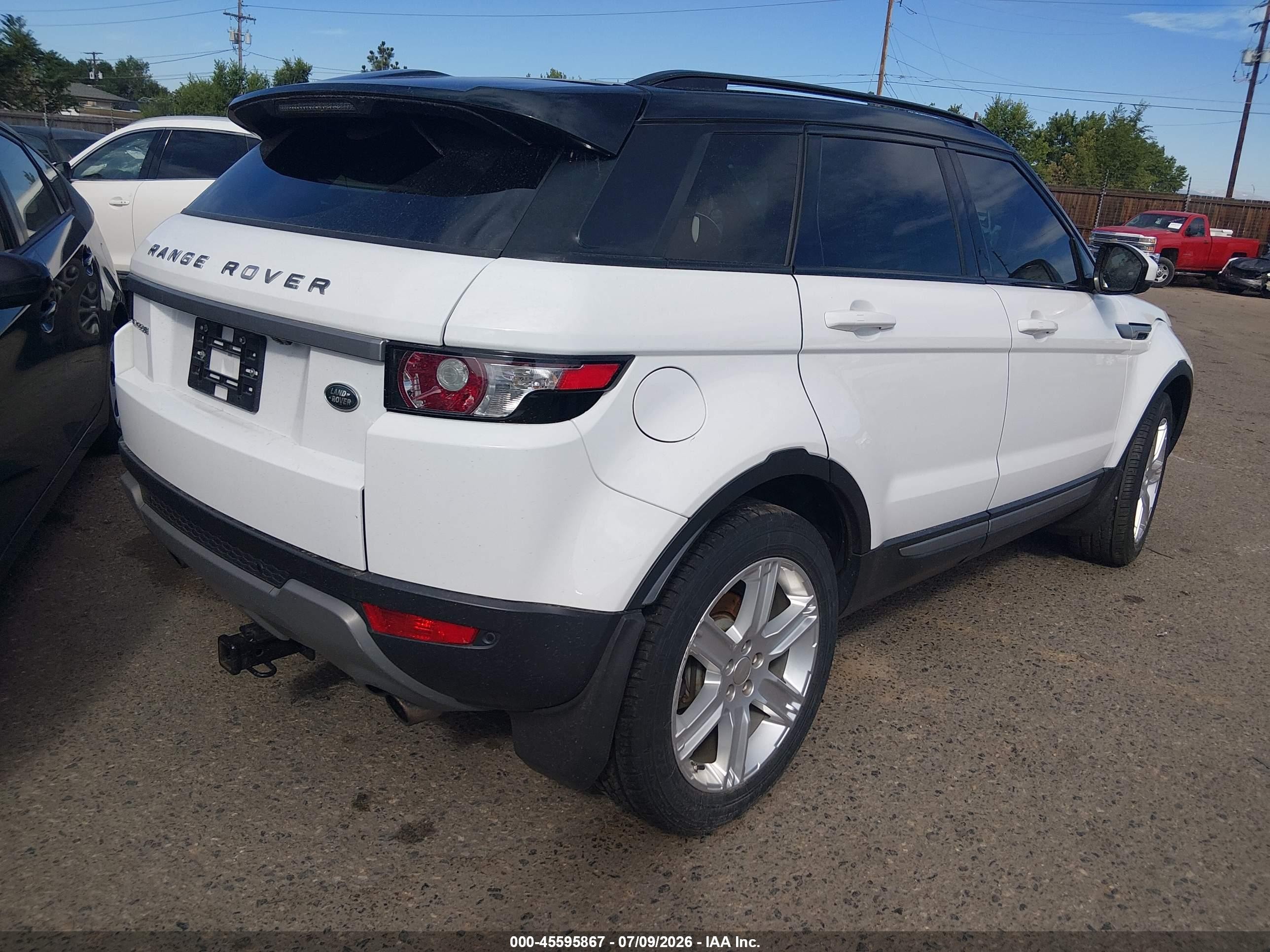 2014 Land Rover Range Rover Evoque Pure White vin: SALVP2BGXEH876213