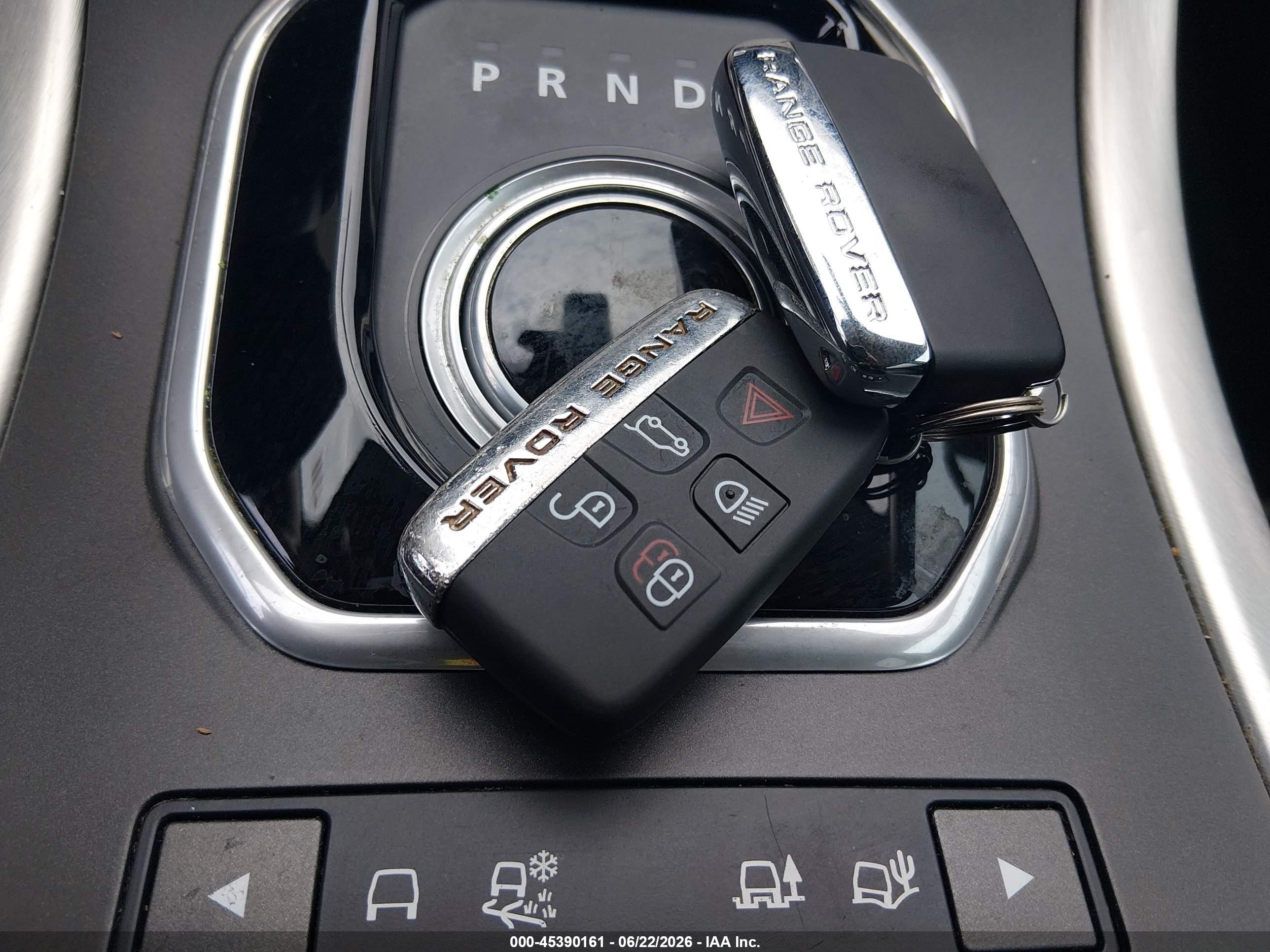 2014 Land Rover Range Rover Evoque Pure Black vin: SALVP2BGXEH882111