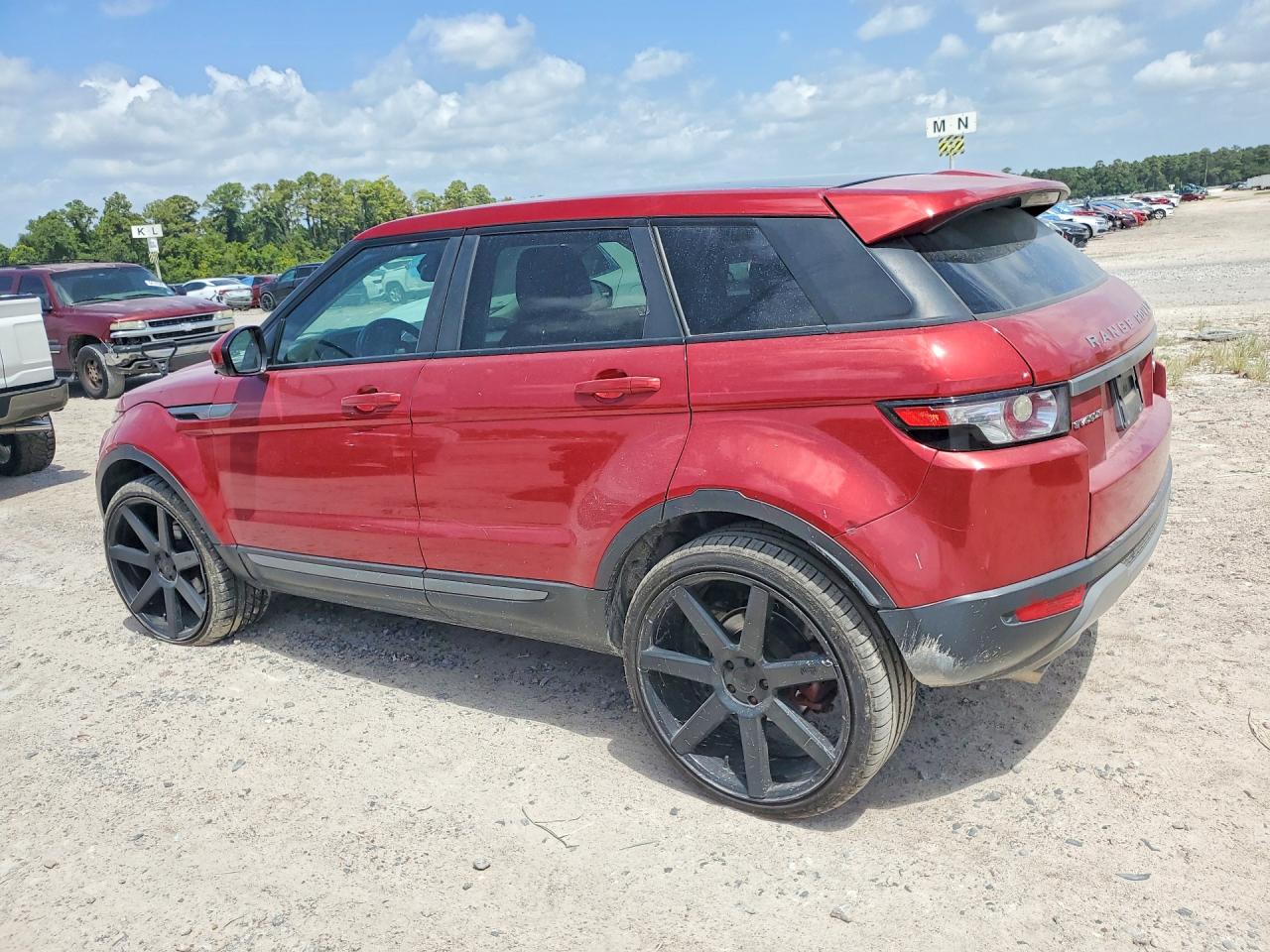 2014 Land Rover Range Rover Evoque Pure Plus Red vin: SALVP2BGXEH947538