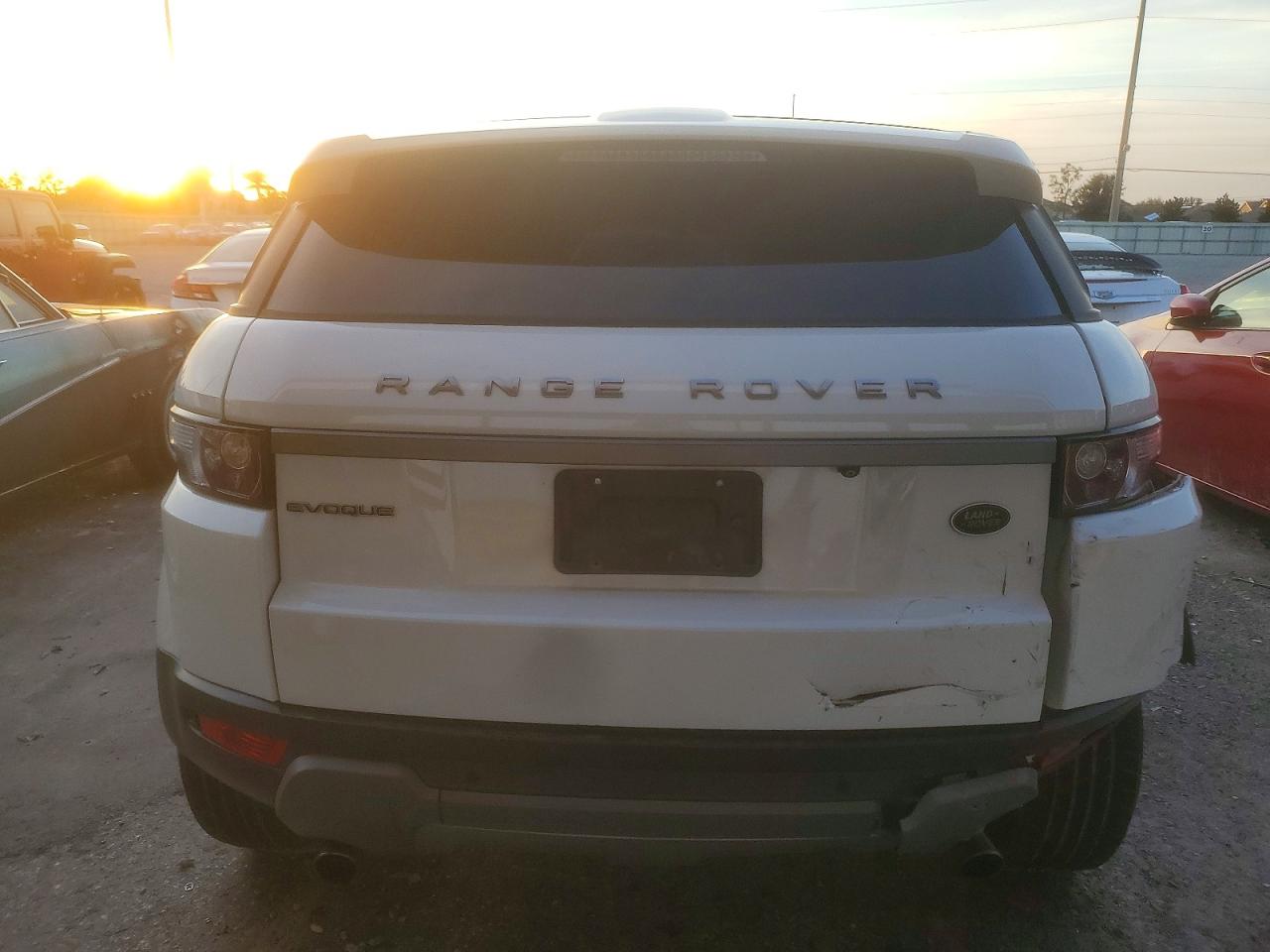 2015 Land Rover Range Rover Evoque Pure Plus White vin: SALVP2BGXFH057316