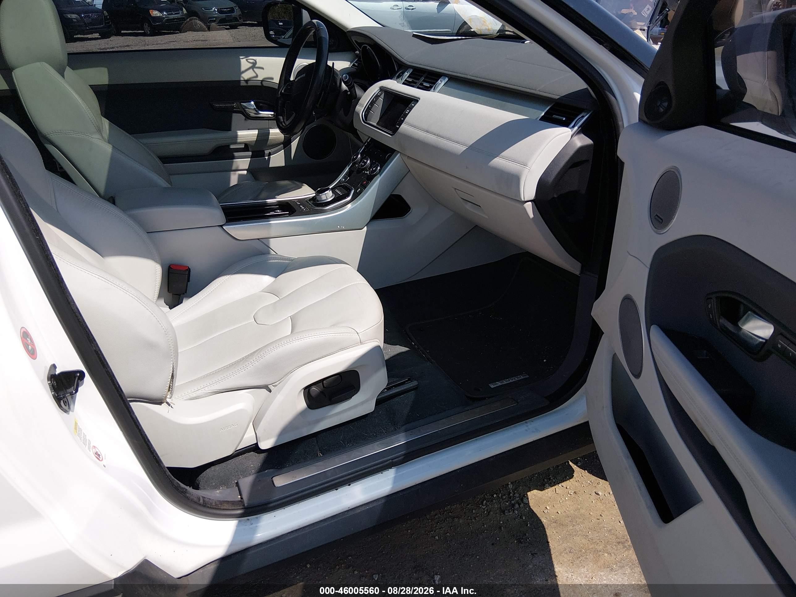 2013 Land Rover Range Rover Evoque Pure Plus White vin: SALVR1BG4DH711762
