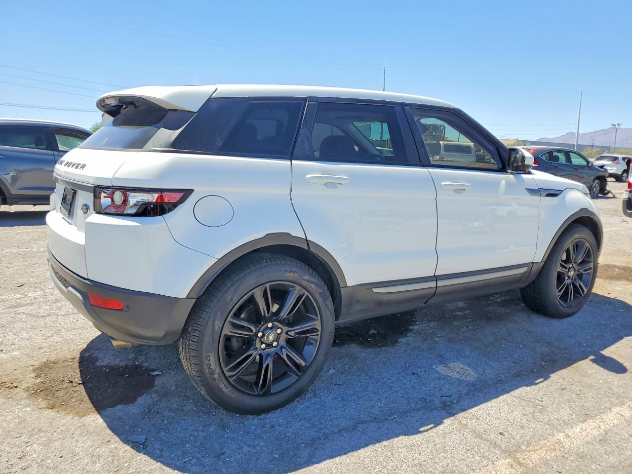 2014 Land Rover Range Rover Evoque Pure Premium Белый vin: SALVR2BG1EH938513
