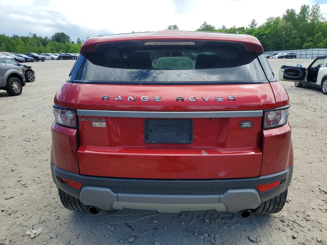 2013 Land Rover Range Rover Evoque Pure Premium Red vin: SALVR2BG2DH779435