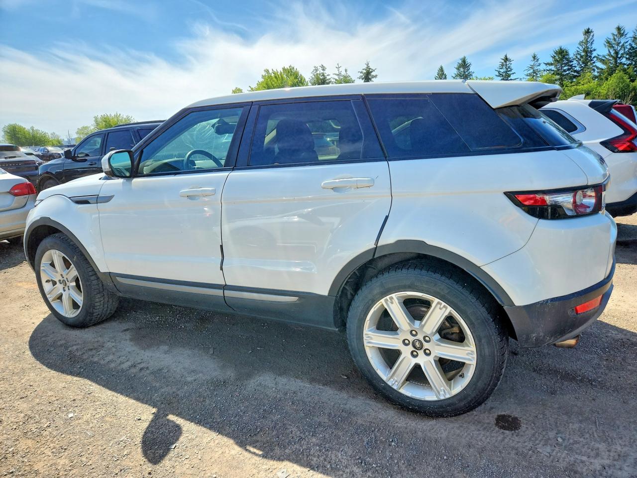 2013 Land Rover Range Rover Evoque Pure Premium White vin: SALVR2BG2DH803412