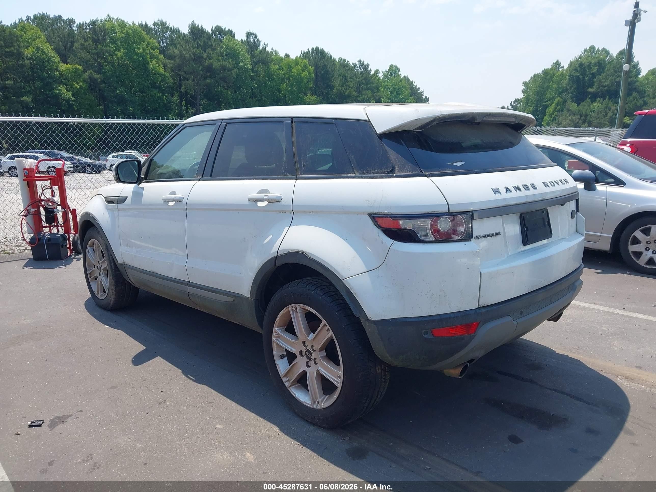 2012 Land Rover Range Rover Evoque Pure Plus White vin: SALVR2BG3CH630093