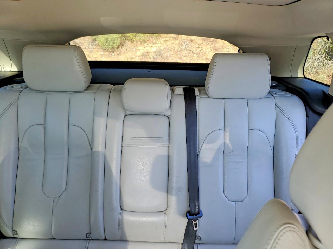 2012 Land Rover Range Rover Evoque Pure Premium Gold vin: SALVR2BG3CH677477