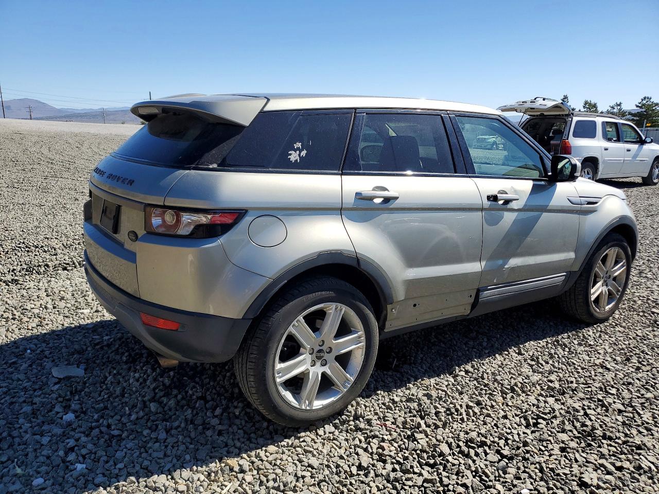 2012 Land Rover Range Rover Evoque Pure Premium Gold vin: SALVR2BG3CH677477