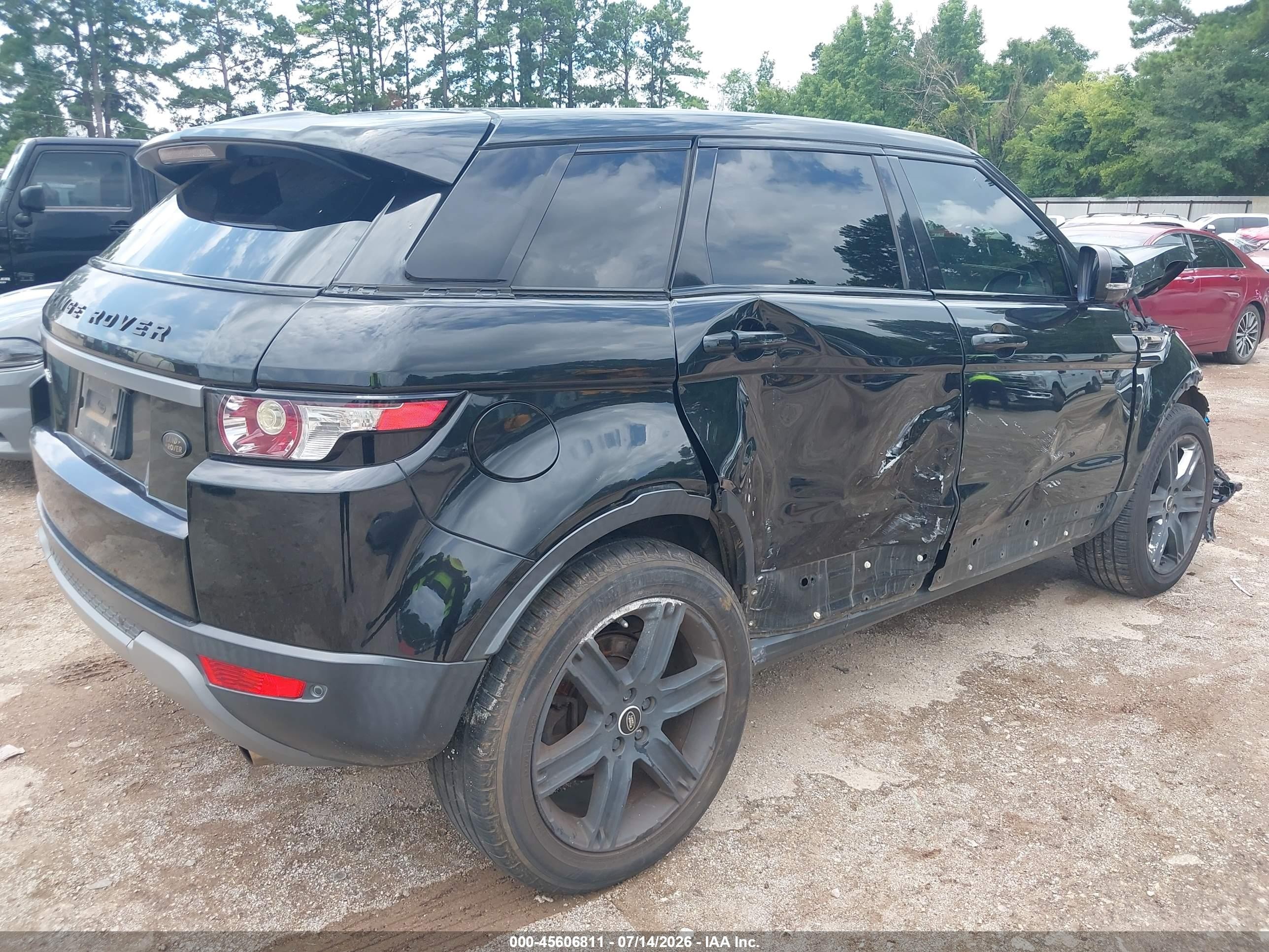 2013 Land Rover Range Rover Evoque Pure Black vin: SALVR2BG4DH763494
