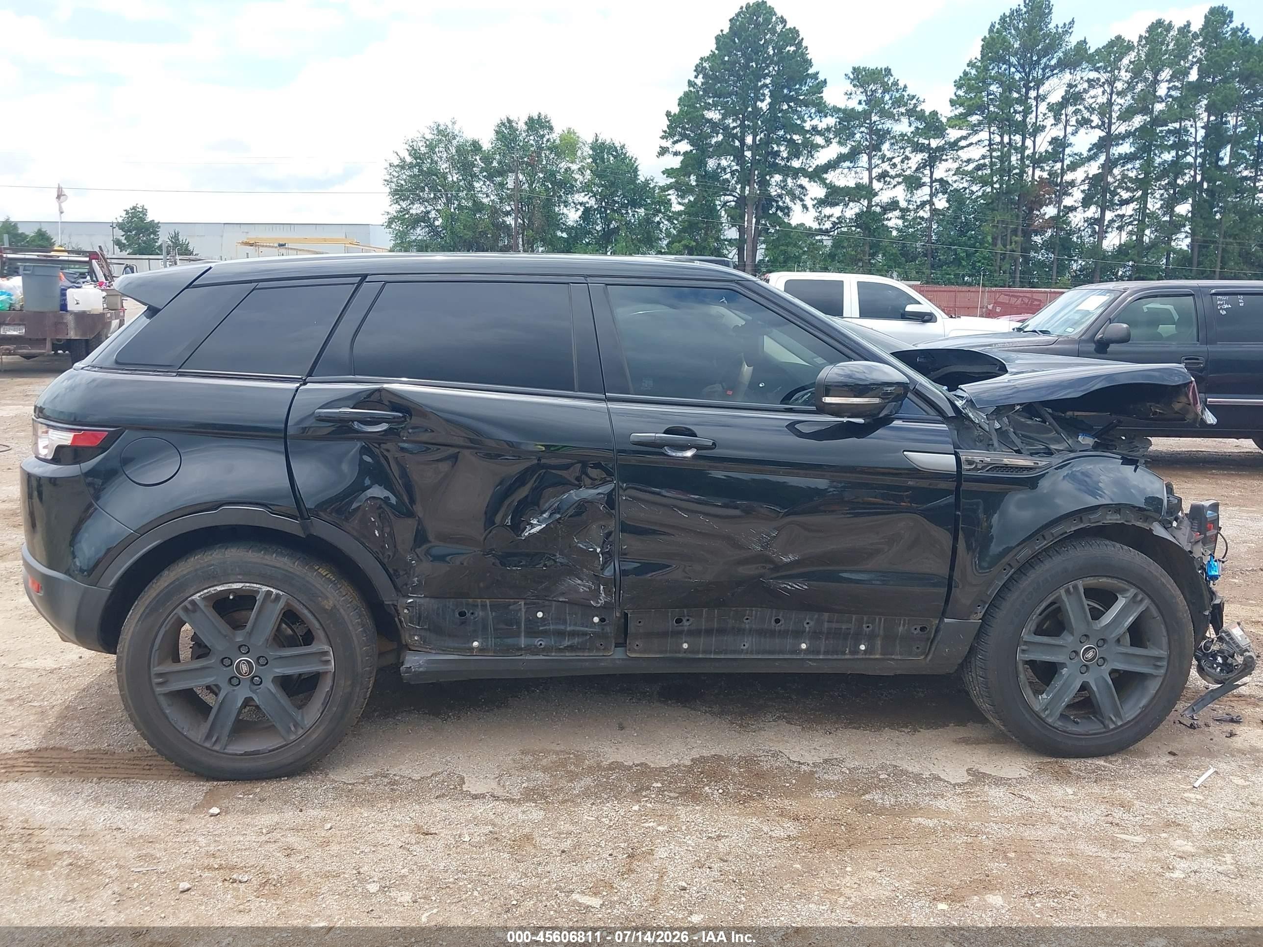 2013 Land Rover Range Rover Evoque Pure Black vin: SALVR2BG4DH763494