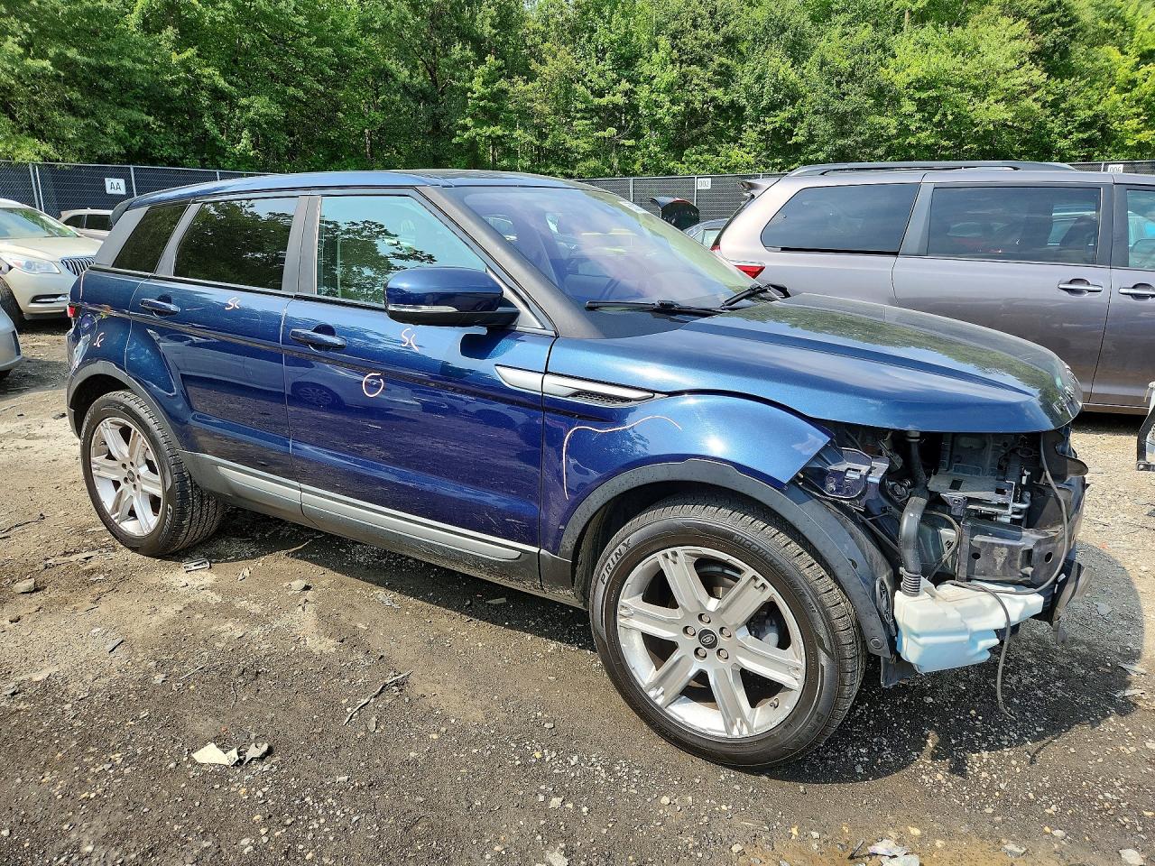2013 Land Rover Range Rover Evoque Pure Premium Blue vin: SALVR2BG4DH842826