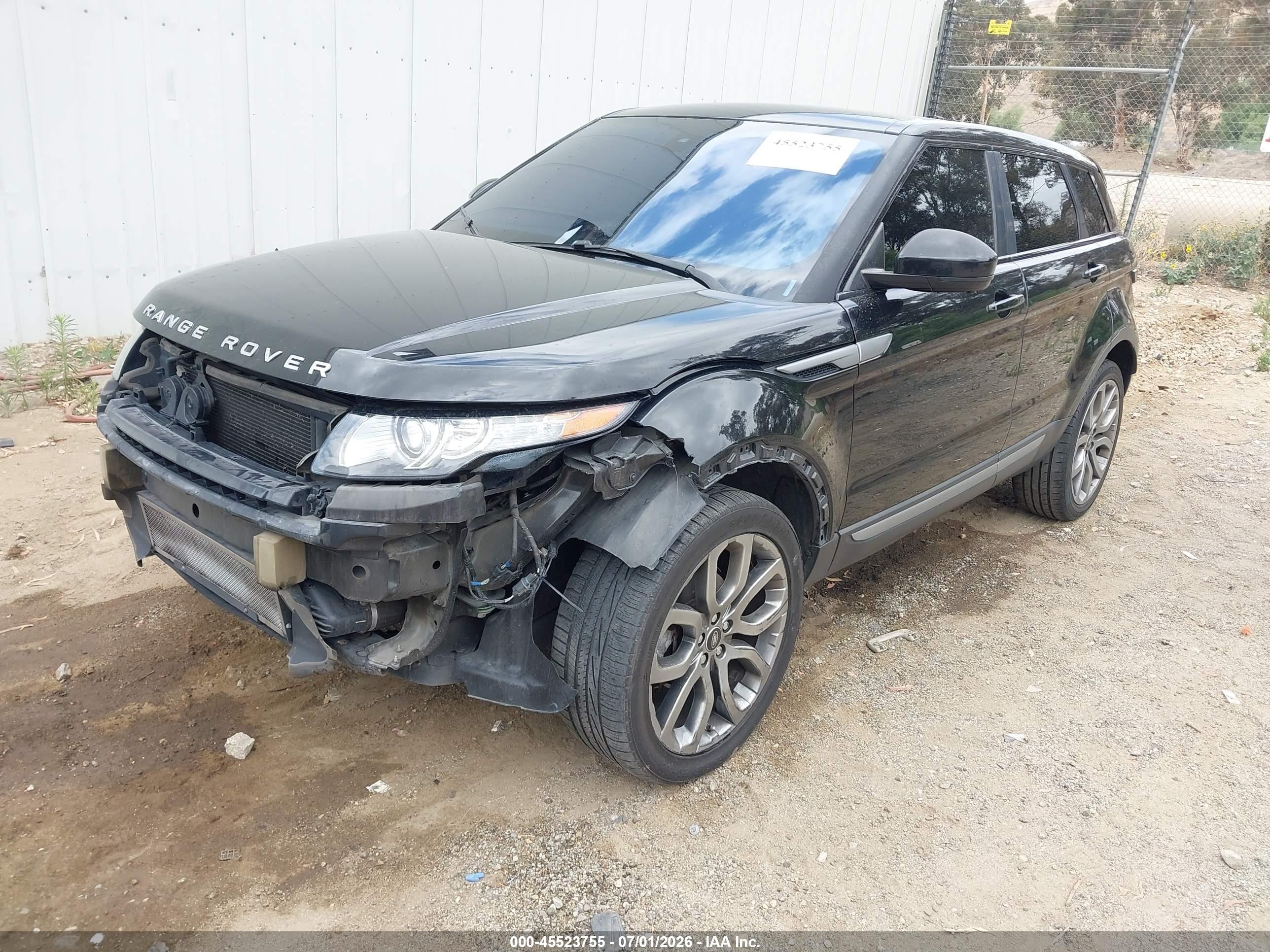 2015 Land Rover Range Rover Evoque Pure Black vin: SALVR2BG4FH075949