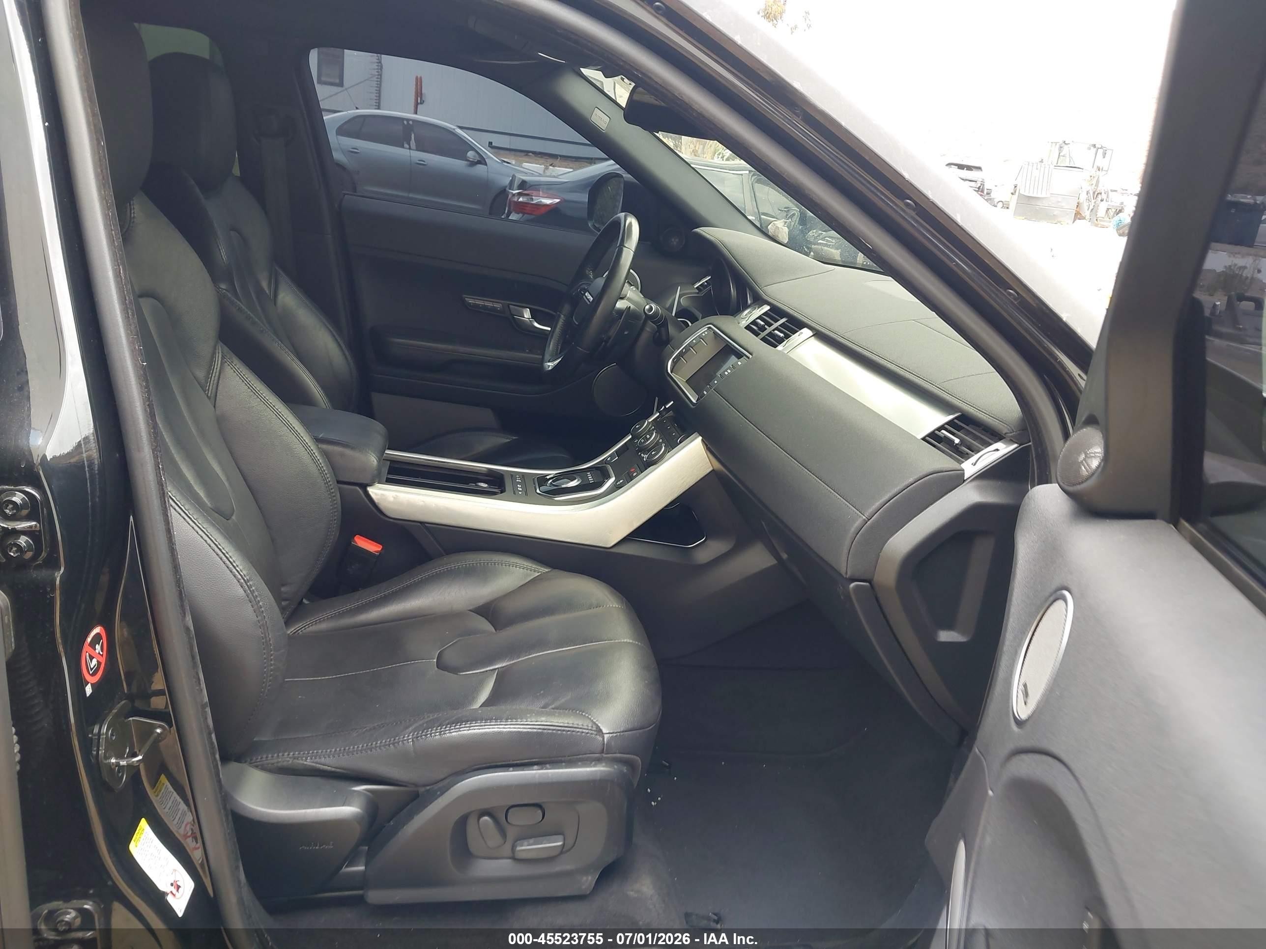 2015 Land Rover Range Rover Evoque Pure Black vin: SALVR2BG4FH075949