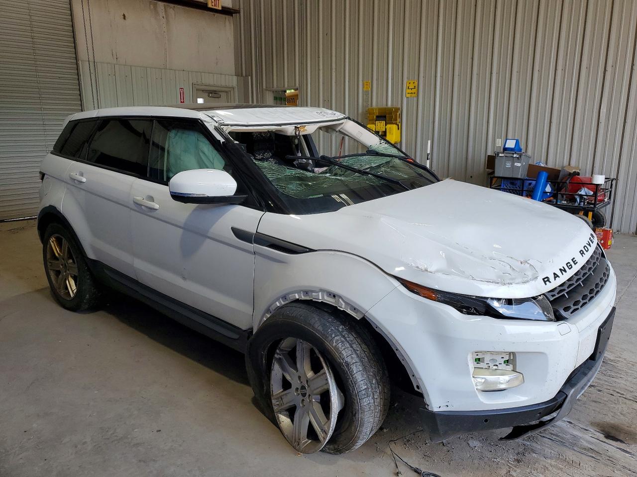2012 Land Rover Range Rover Evoque Pure Premium Белый vin: SALVR2BG6CH629343