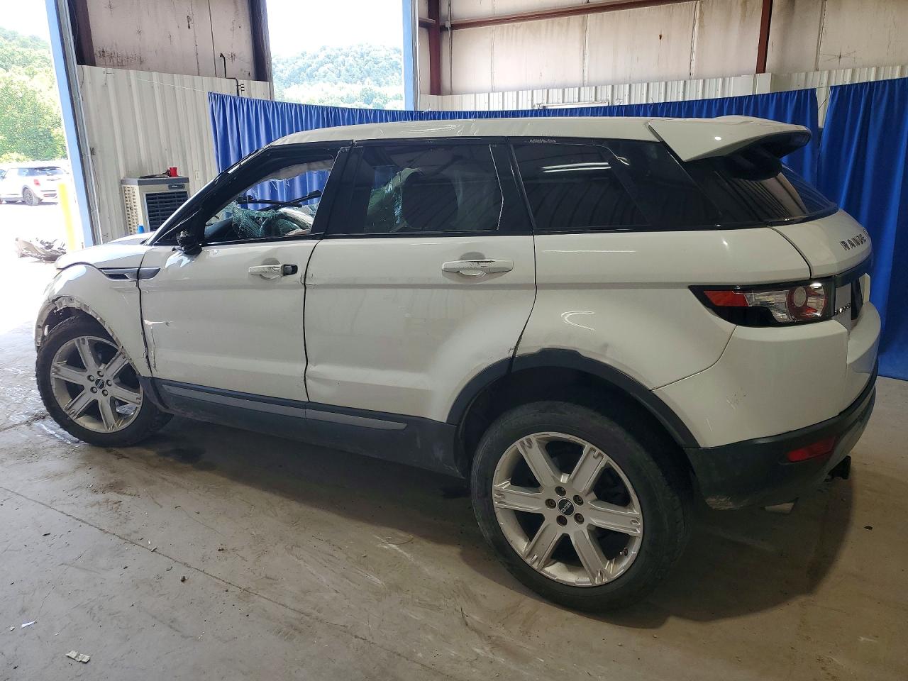 2012 Land Rover Range Rover Evoque Pure Premium Белый vin: SALVR2BG6CH629343
