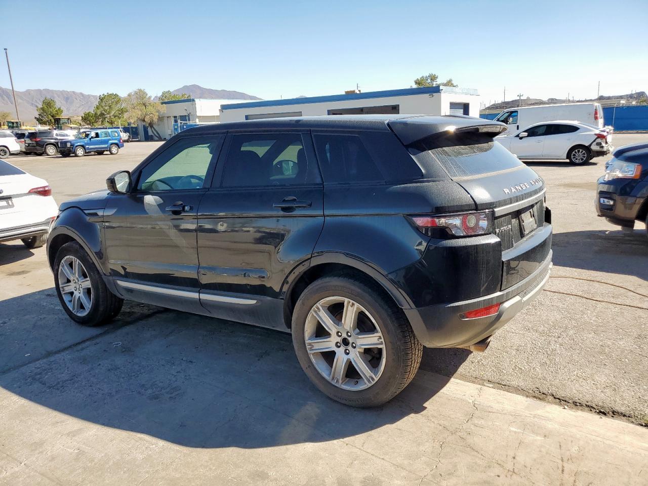 2015 Land Rover Range Rover Evoque Pure Premium Black vin: SALVR2BG6FH976725