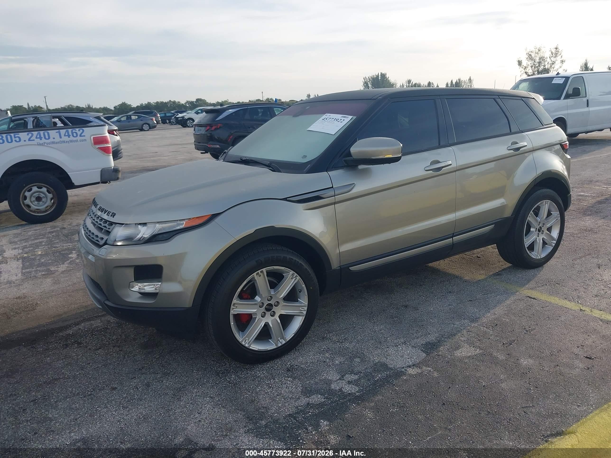 2012 Land Rover Range Rover Evoque Pure Plus Gold vin: SALVR2BG7CH618352