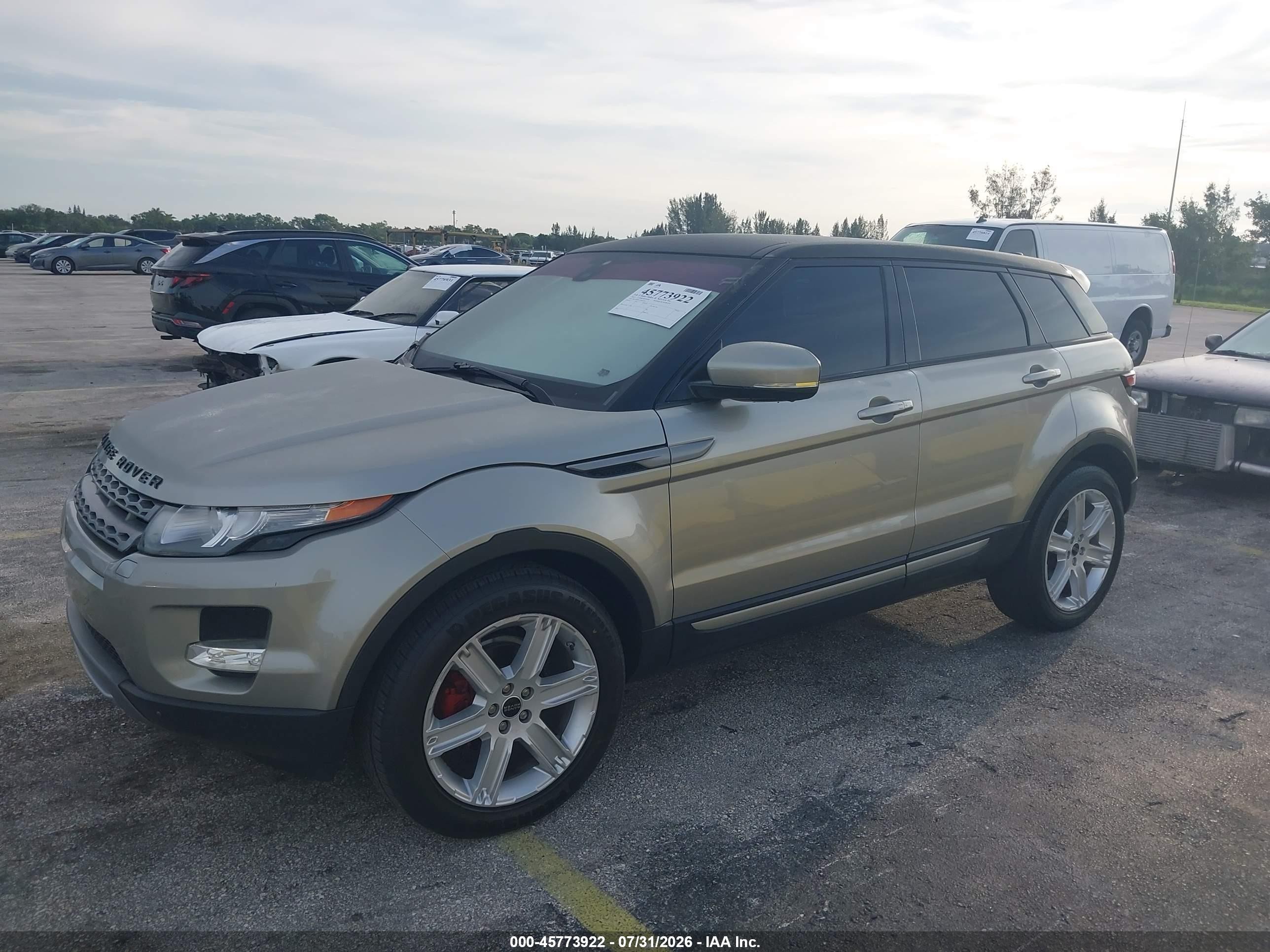 2012 Land Rover Range Rover Evoque Pure Plus Gold vin: SALVR2BG7CH618352