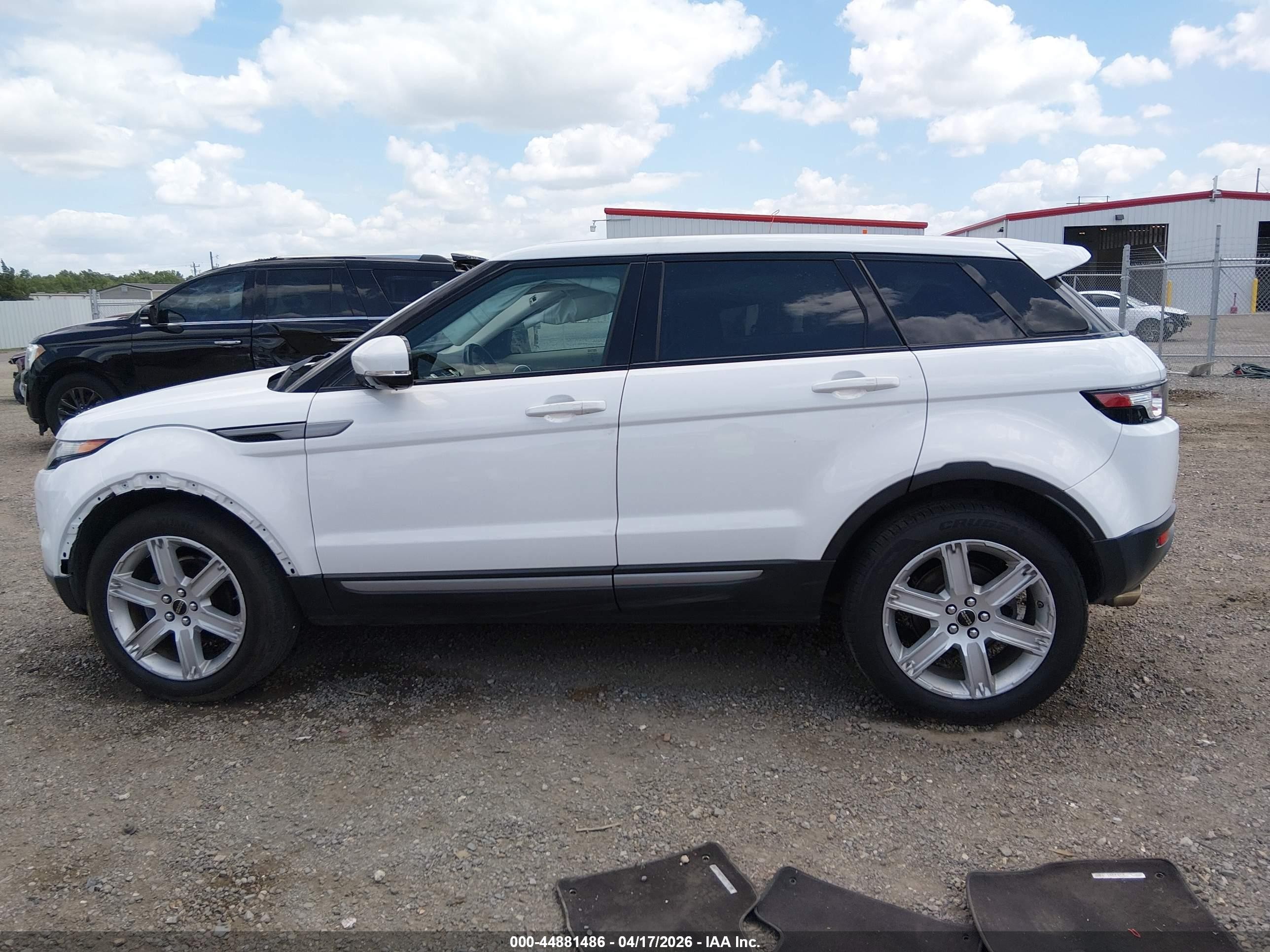 2012 Land Rover Range Rover Evoque Pure Plus White vin: SALVR2BG9CH632642
