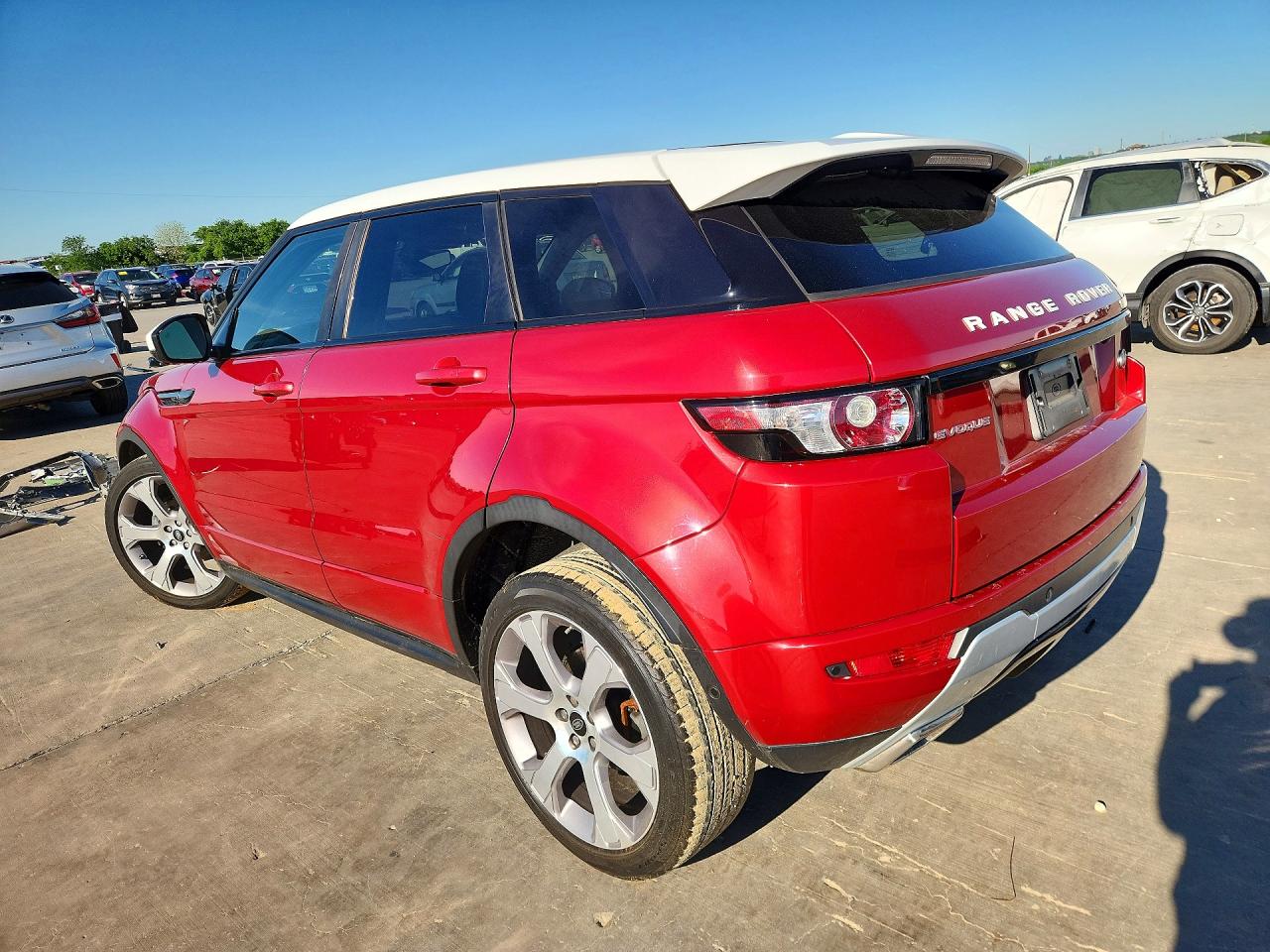 2015 Land Rover Range Rover Evoque Dynamic Premium Красный vin: SALVT2BG1FH991277