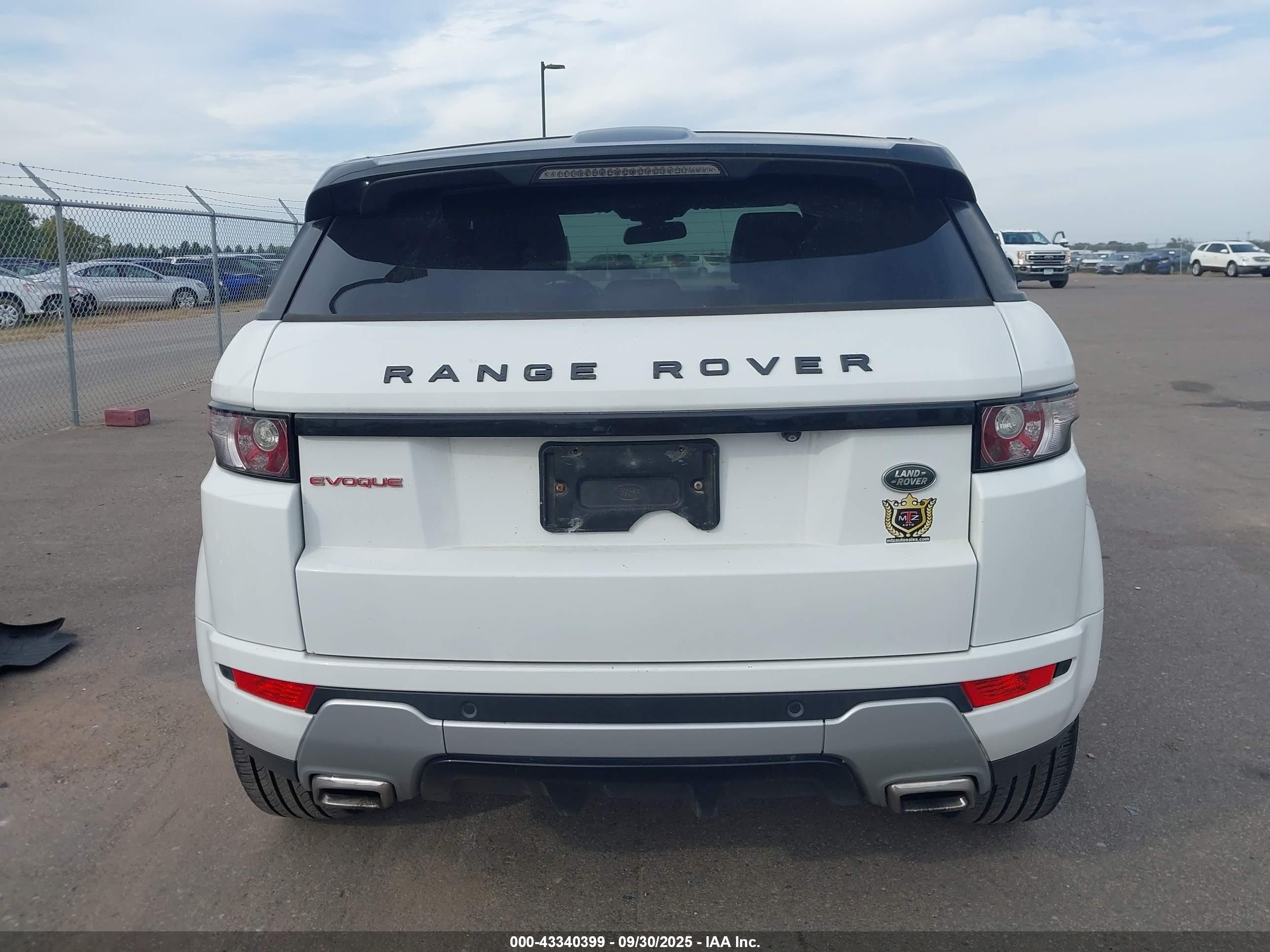 2014 Land Rover Range Rover Evoque Dynamic White vin: SALVT2BG5EH938967