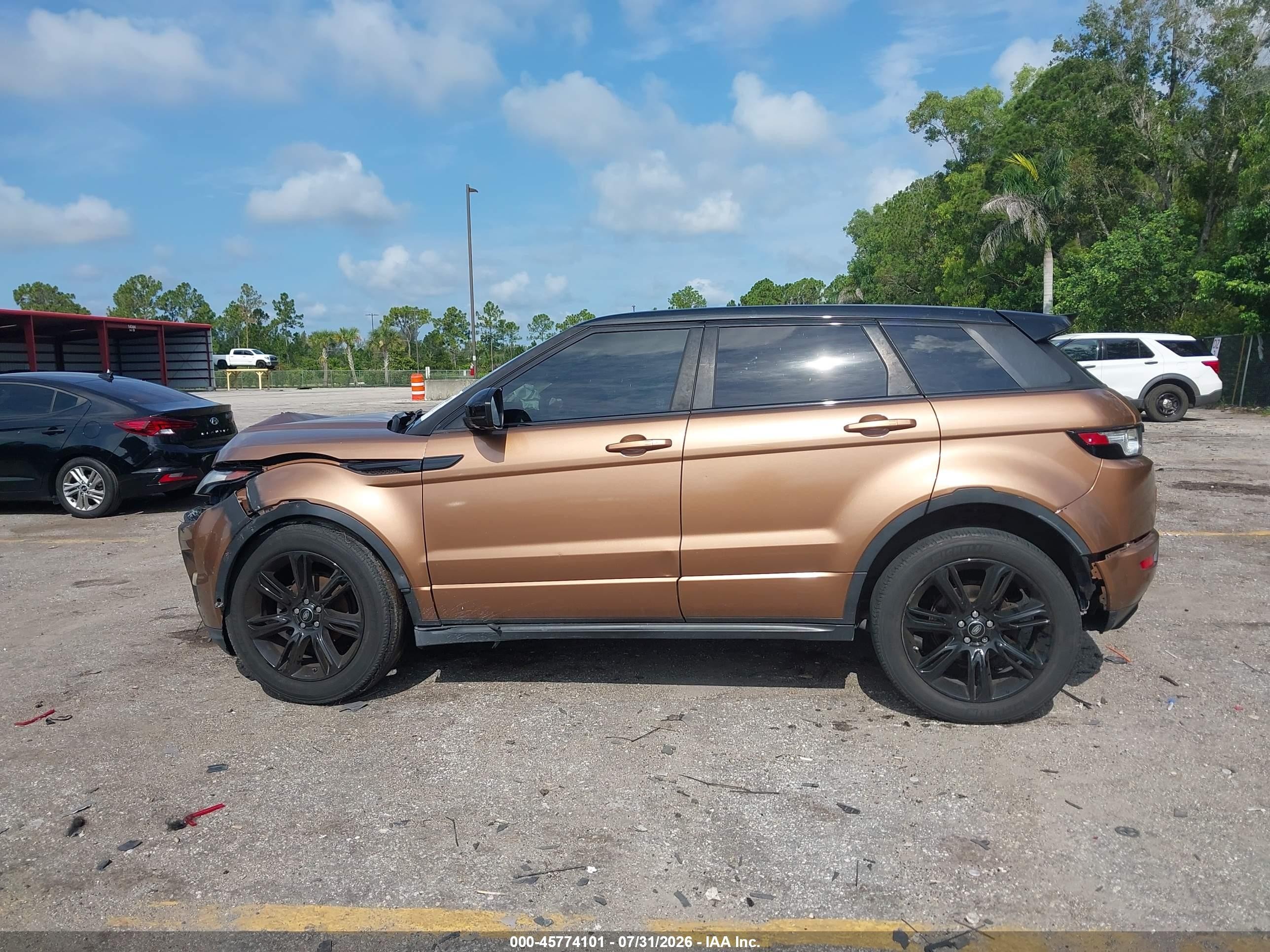 2014 Land Rover Range Rover Evoque Dynamic Brown vin: SALVT2BG6EH877967