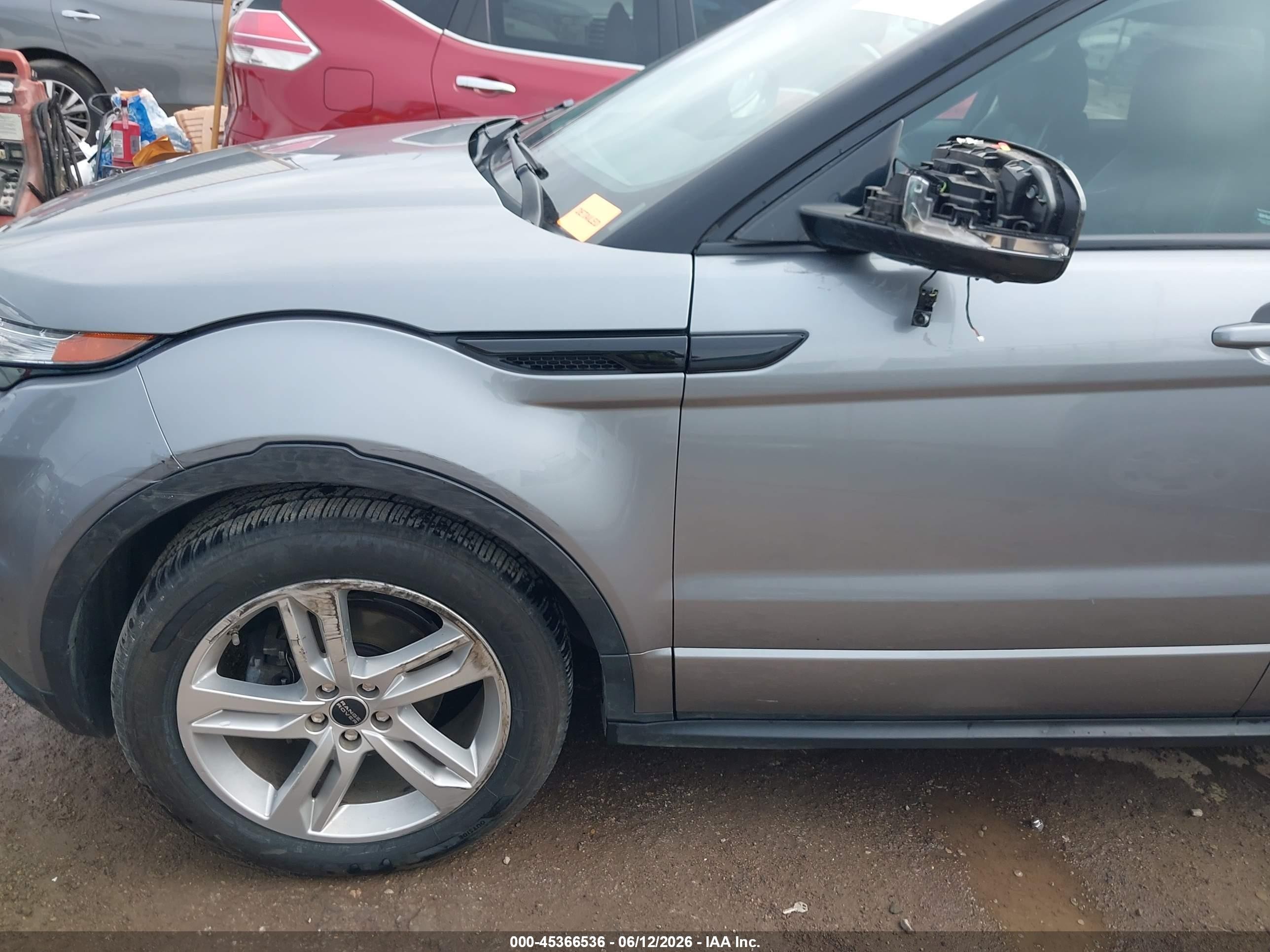 2012 Land Rover Range Rover Evoque Pure Plus Silver vin: SALVT2BG7CH644144