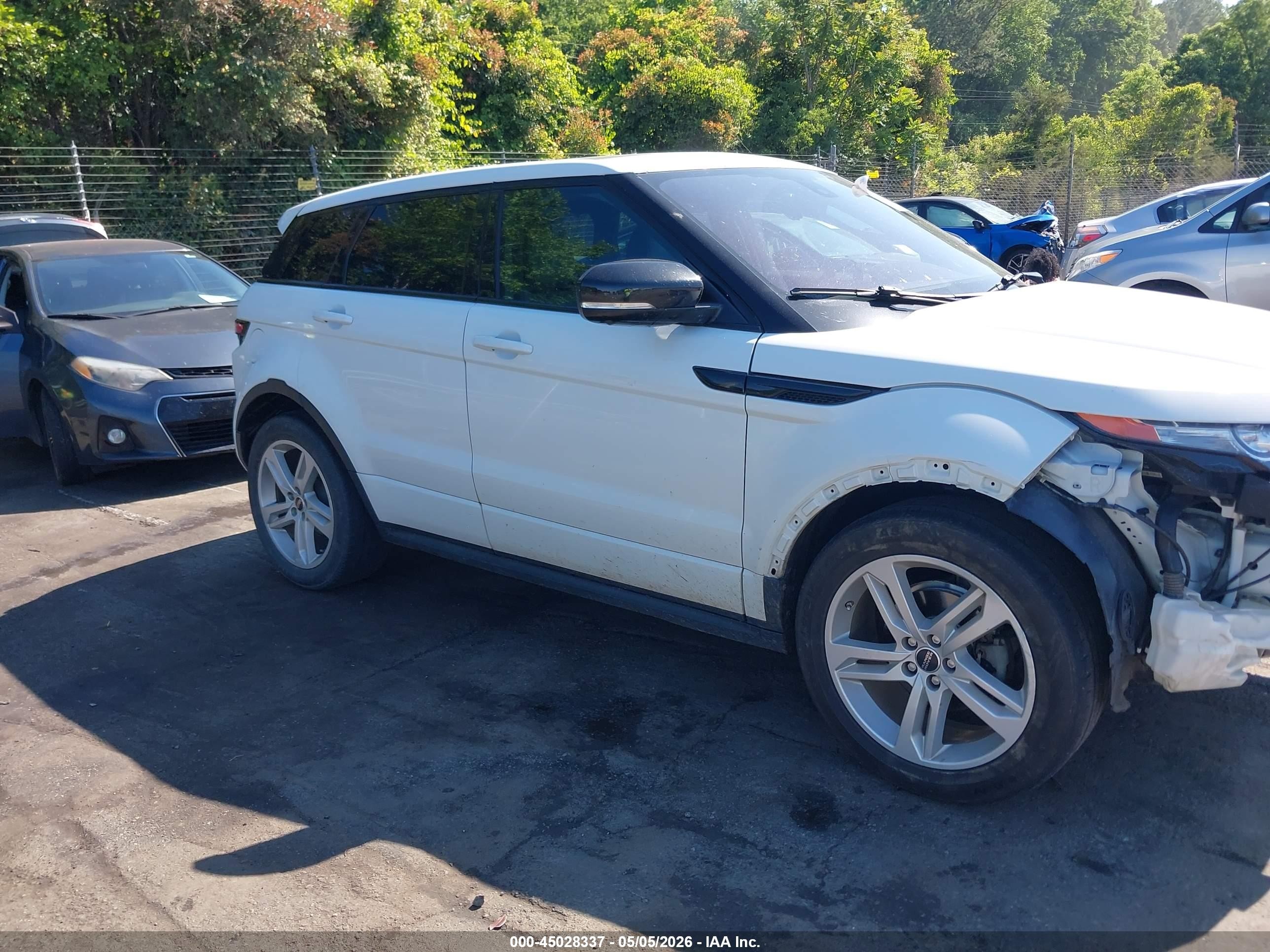 2012 Land Rover Range Rover Evoque Pure Plus White vin: SALVT2BG7CH690492