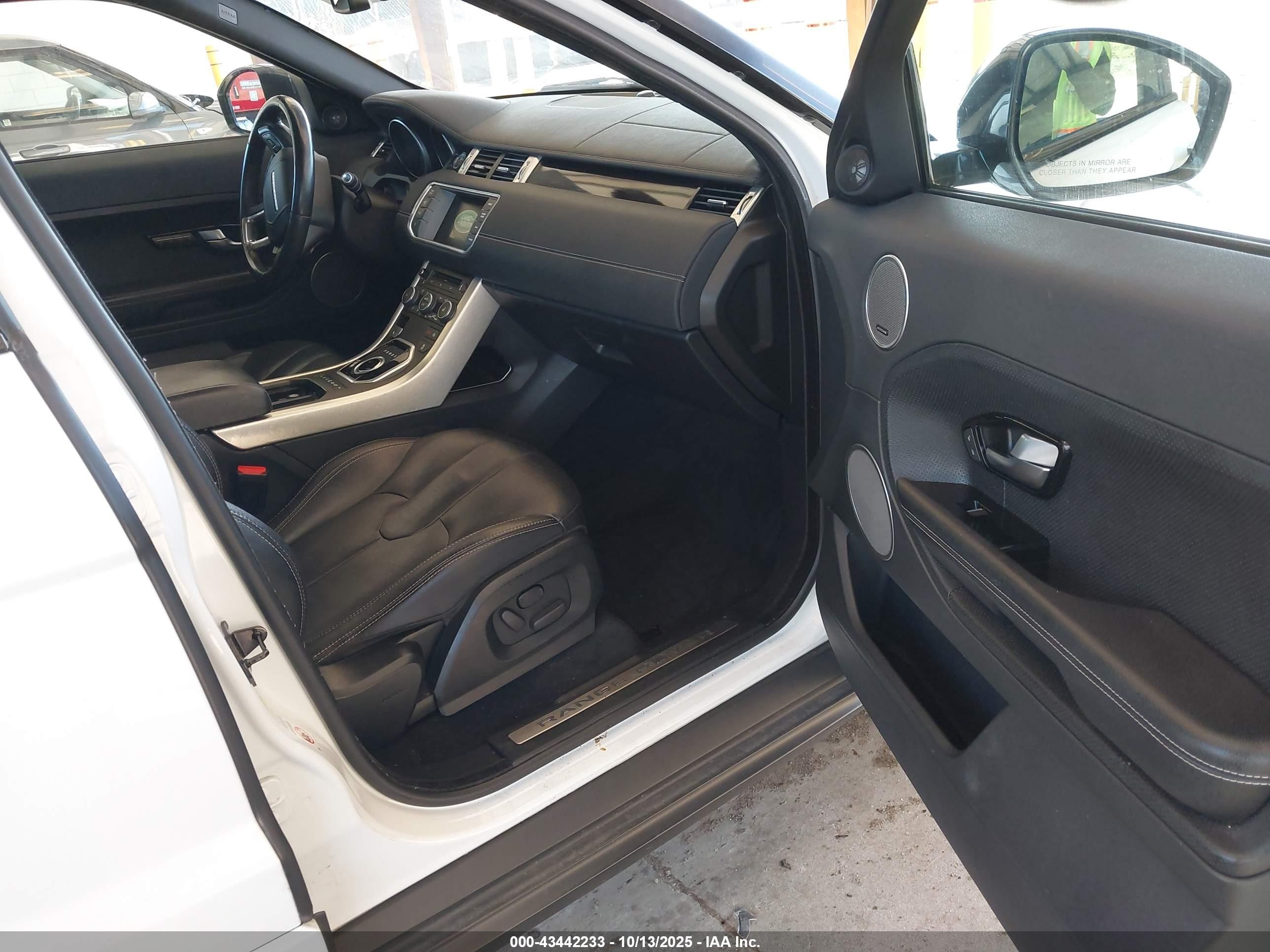 2014 Land Rover Range Rover Evoque Dynamic White vin: SALVT2BG7EH951994