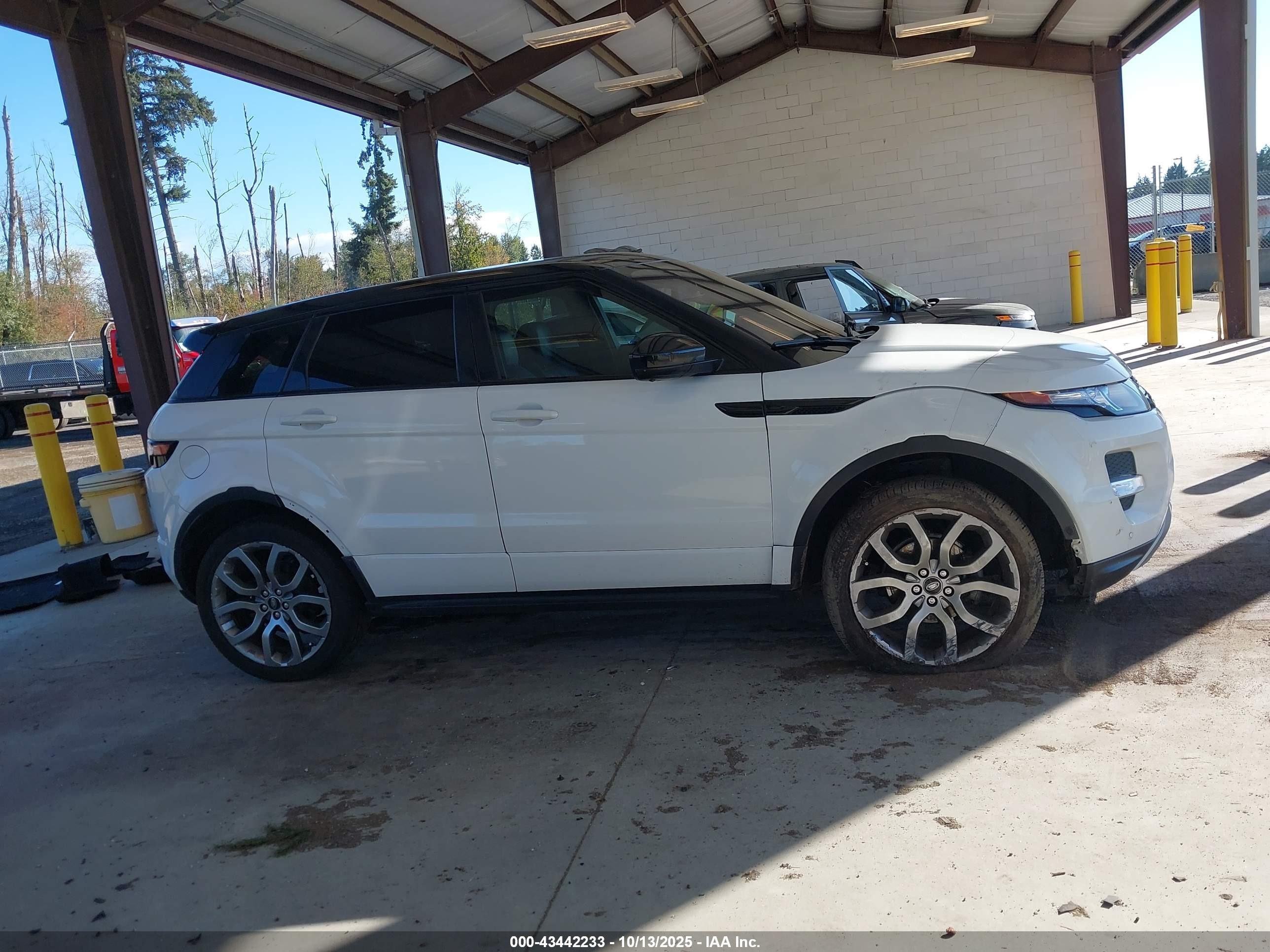 2014 Land Rover Range Rover Evoque Dynamic White vin: SALVT2BG7EH951994