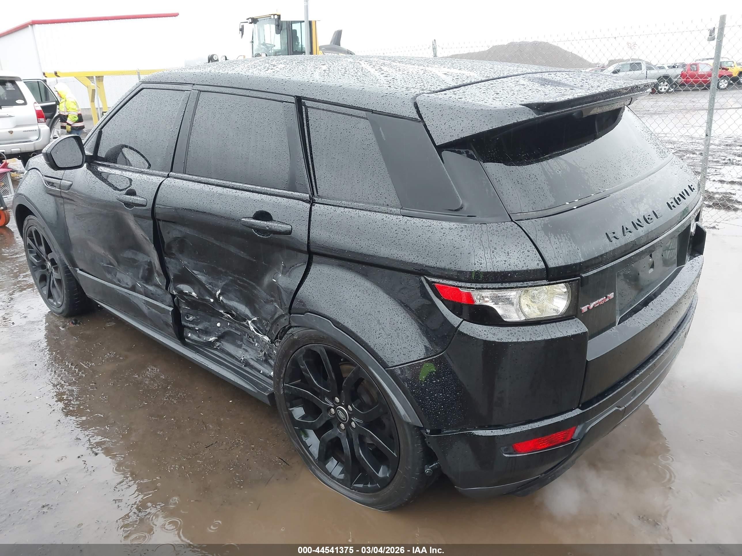 2015 Land Rover Range Rover Evoque Dynamic Black vin: SALVT2BG9FH039594
