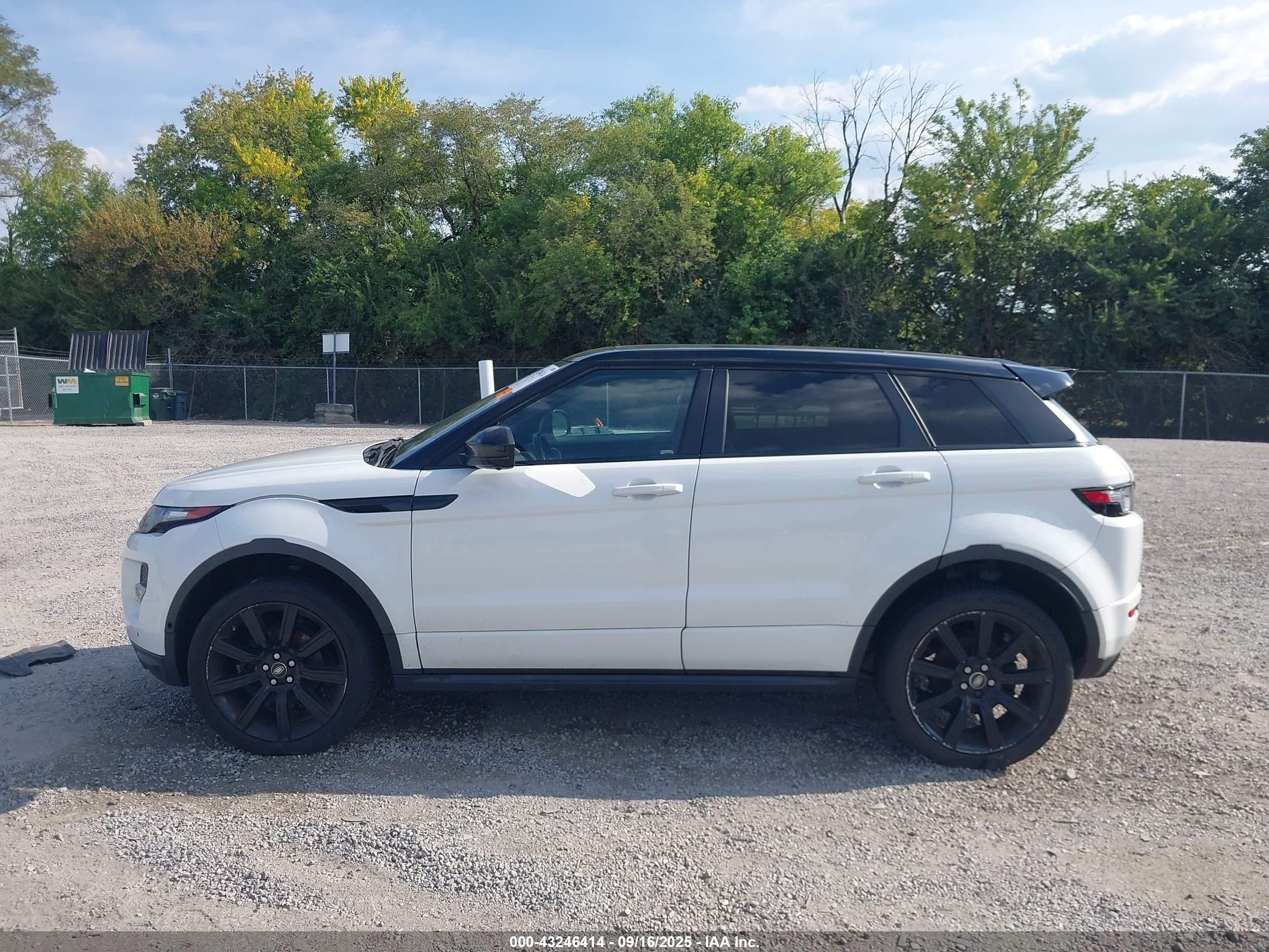 2014 Land Rover Range Rover Evoque Dynamic White vin: SALVT2BGXEH904183