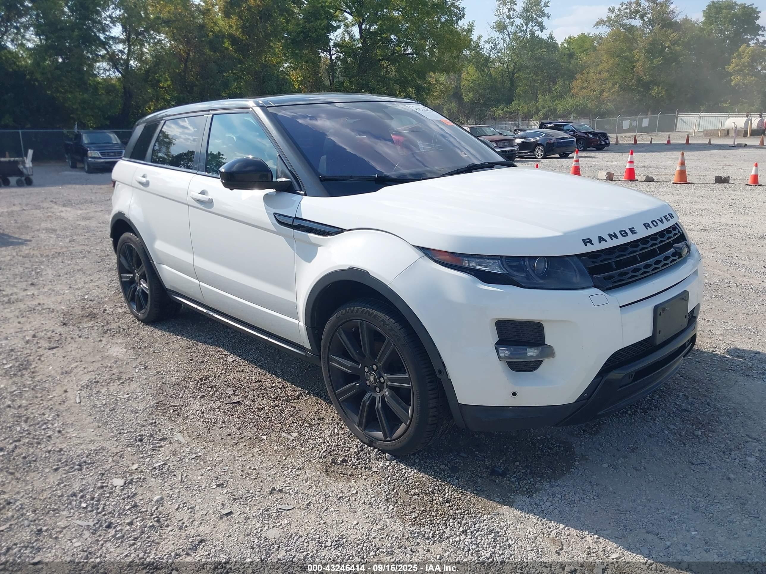 2014 Land Rover Range Rover Evoque Dynamic White vin: SALVT2BGXEH904183