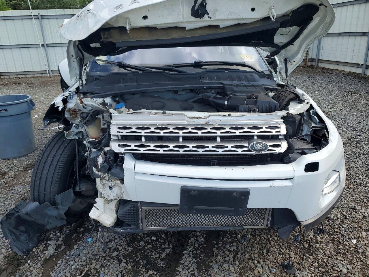 2015 Land Rover Range Rover Evoque Prestige Premium White vin: SALVV2BG2FH038359