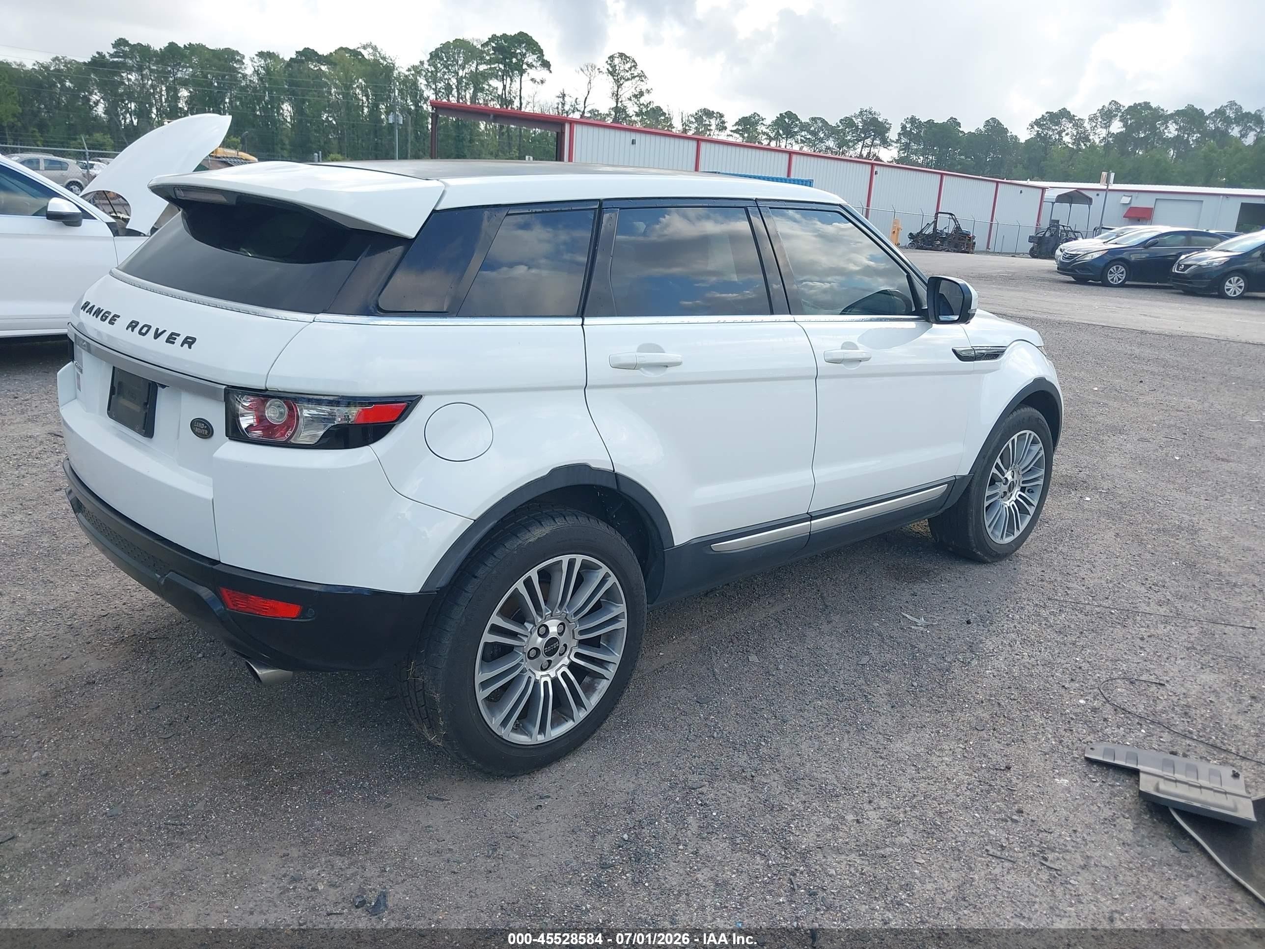 2012 Land Rover Range Rover Evoque   White vin: SALVV2BG4CH656472