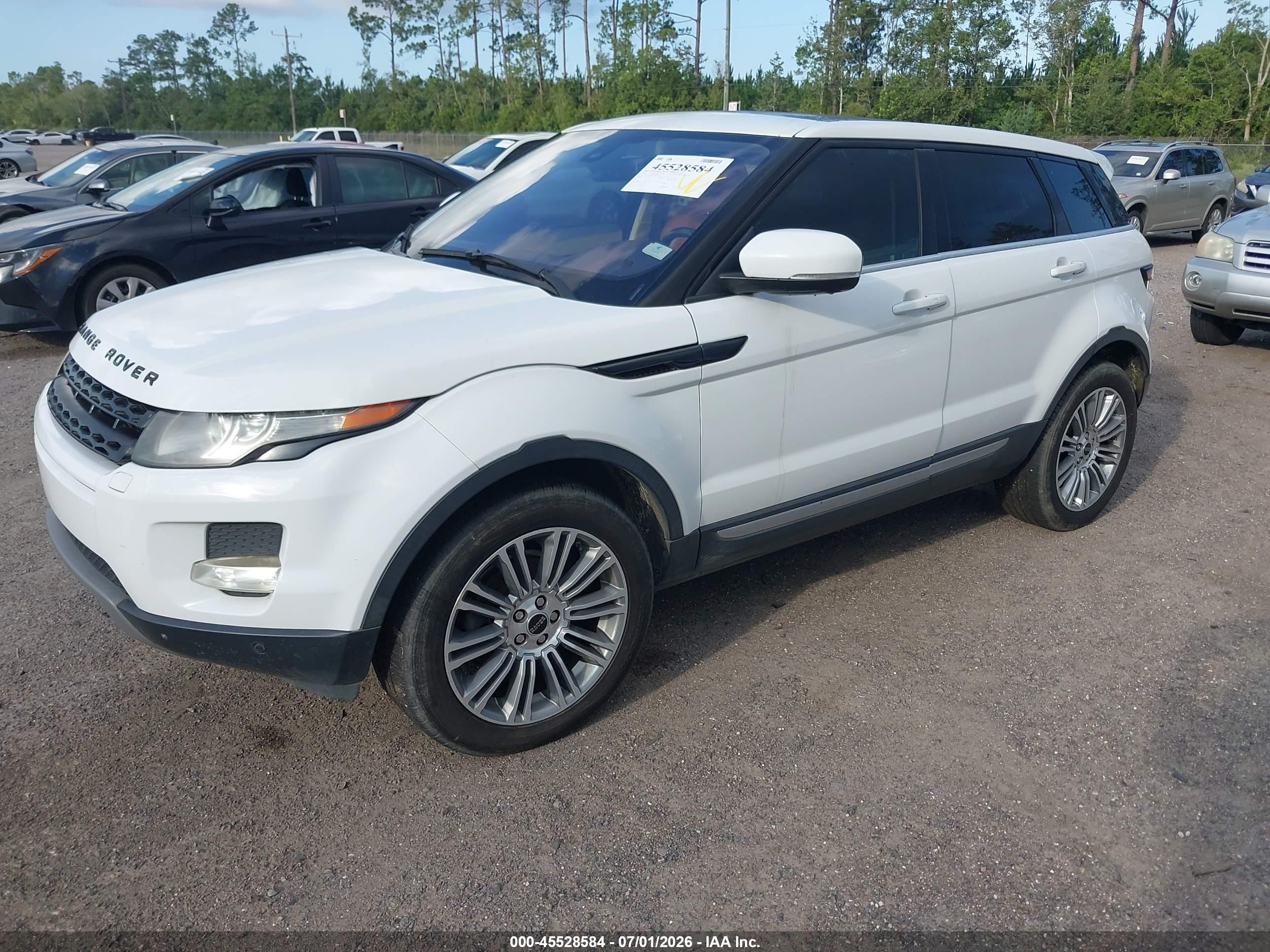 2012 Land Rover Range Rover Evoque   White vin: SALVV2BG4CH656472
